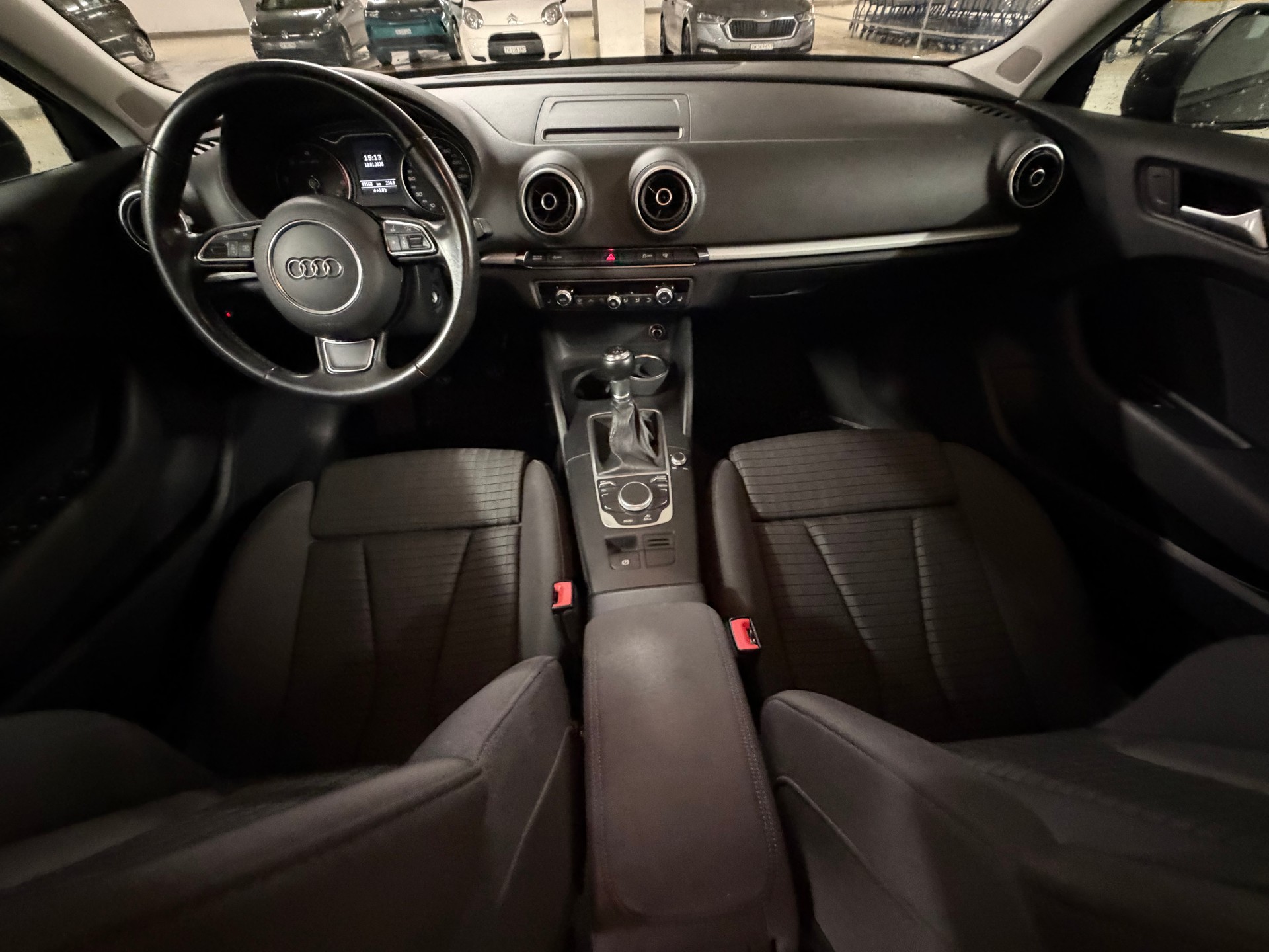 AUDI A3 Sportback 2.0 TDI Ambition-image-10