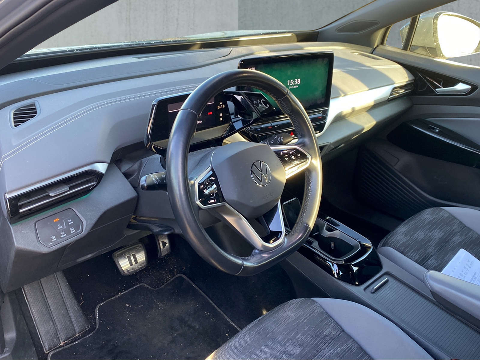 VW ID.5 Pro Performance 77 kWh-image-2
