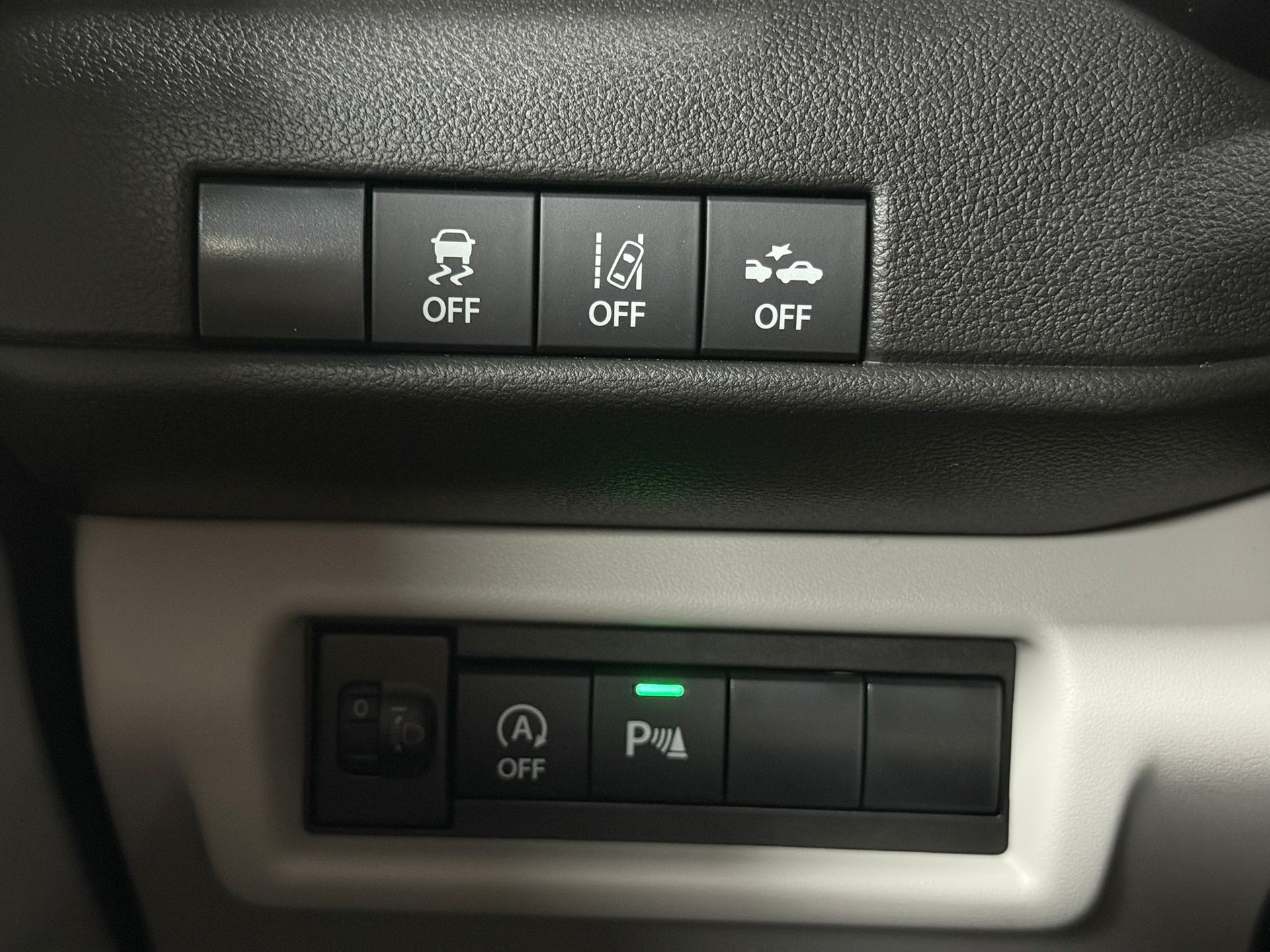 SUZUKI Swift 1.2 Tradizio Hybrid CVT-image-27