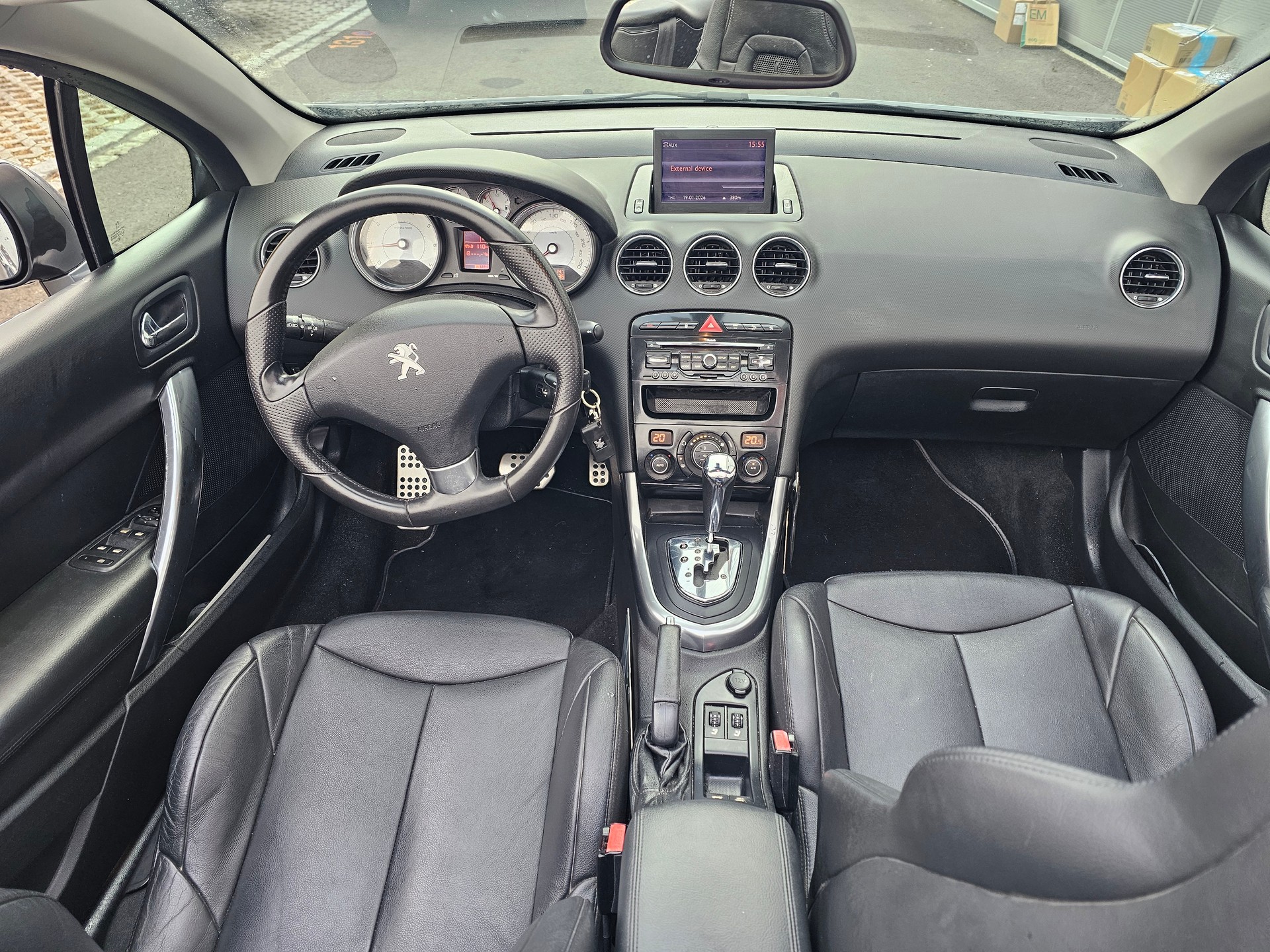 PEUGEOT 308 CC 1.6 16V Turbo Allure Automatic-image-8