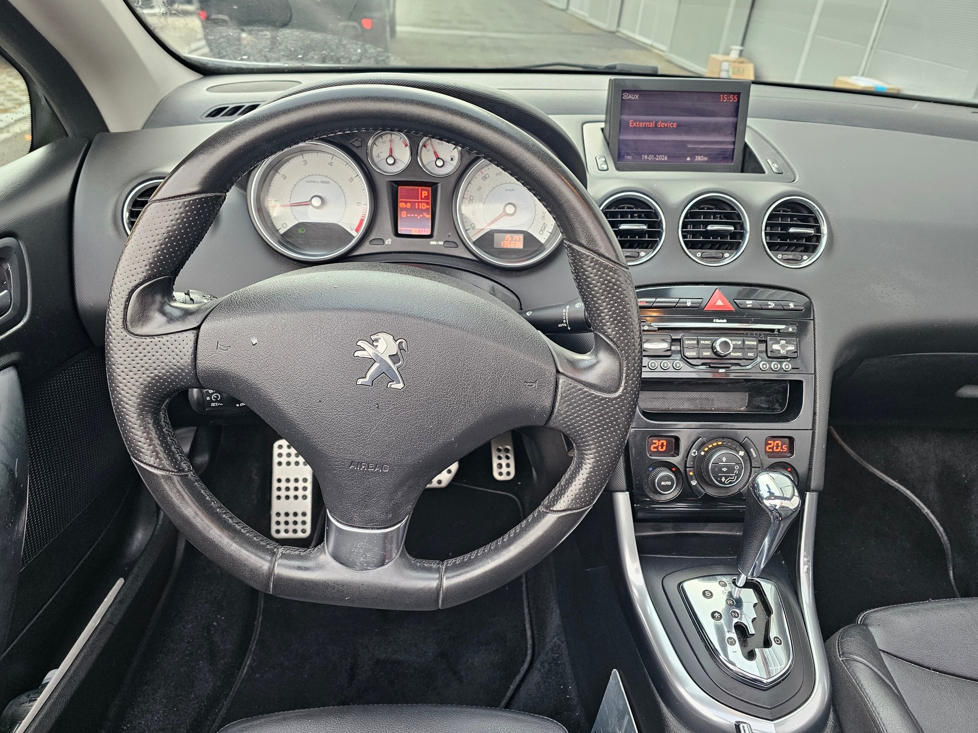 PEUGEOT 308 CC 1.6 16V Turbo Allure Automatic-image-13