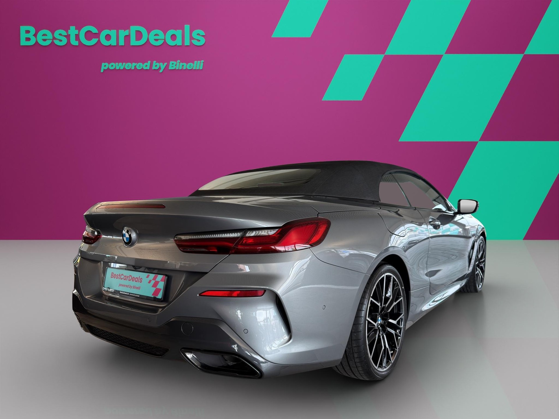 BMW 840i xDrive Cabriolet-showroom-element-2