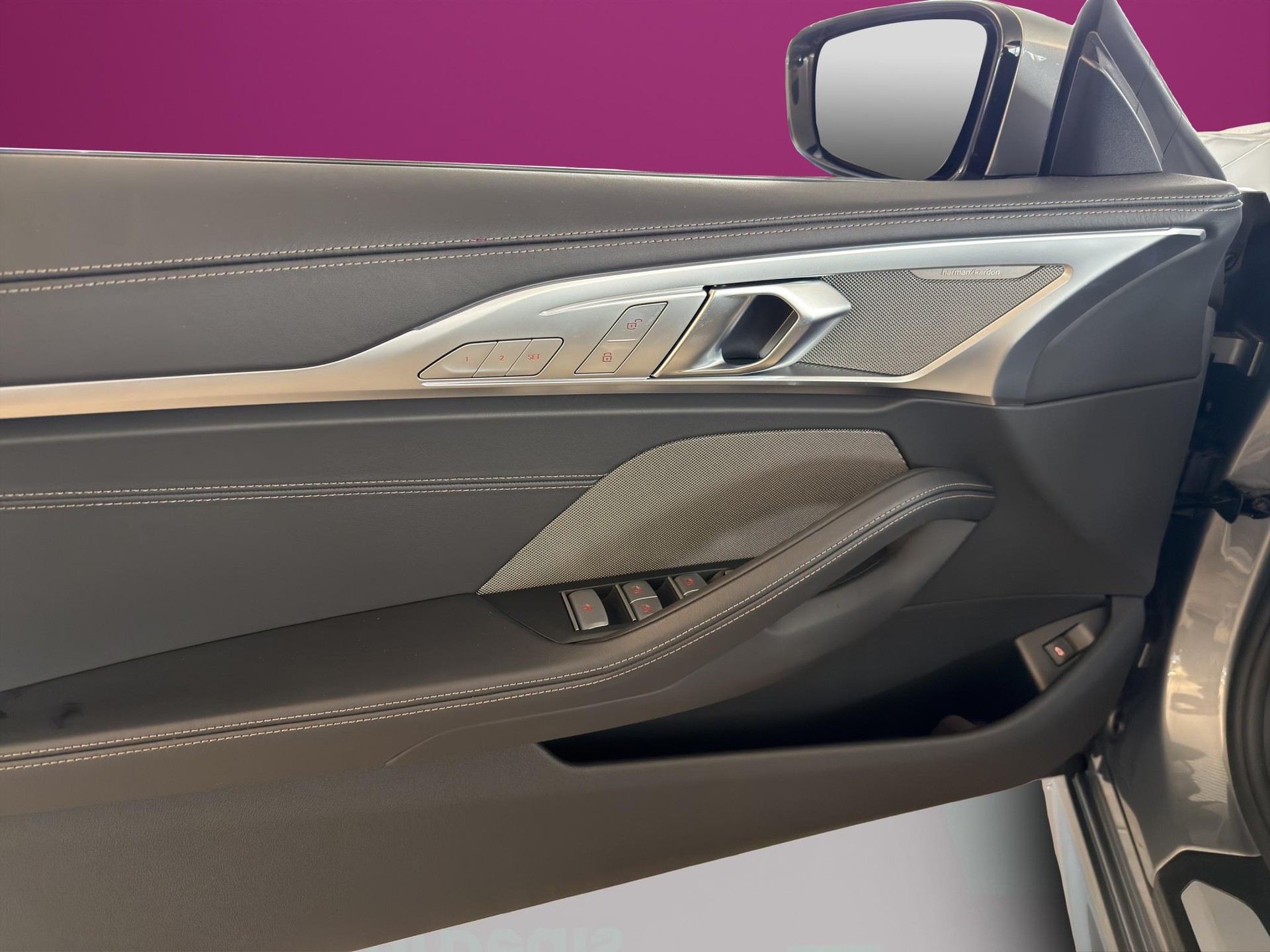 BMW 840i xDrive Cabriolet-image-17