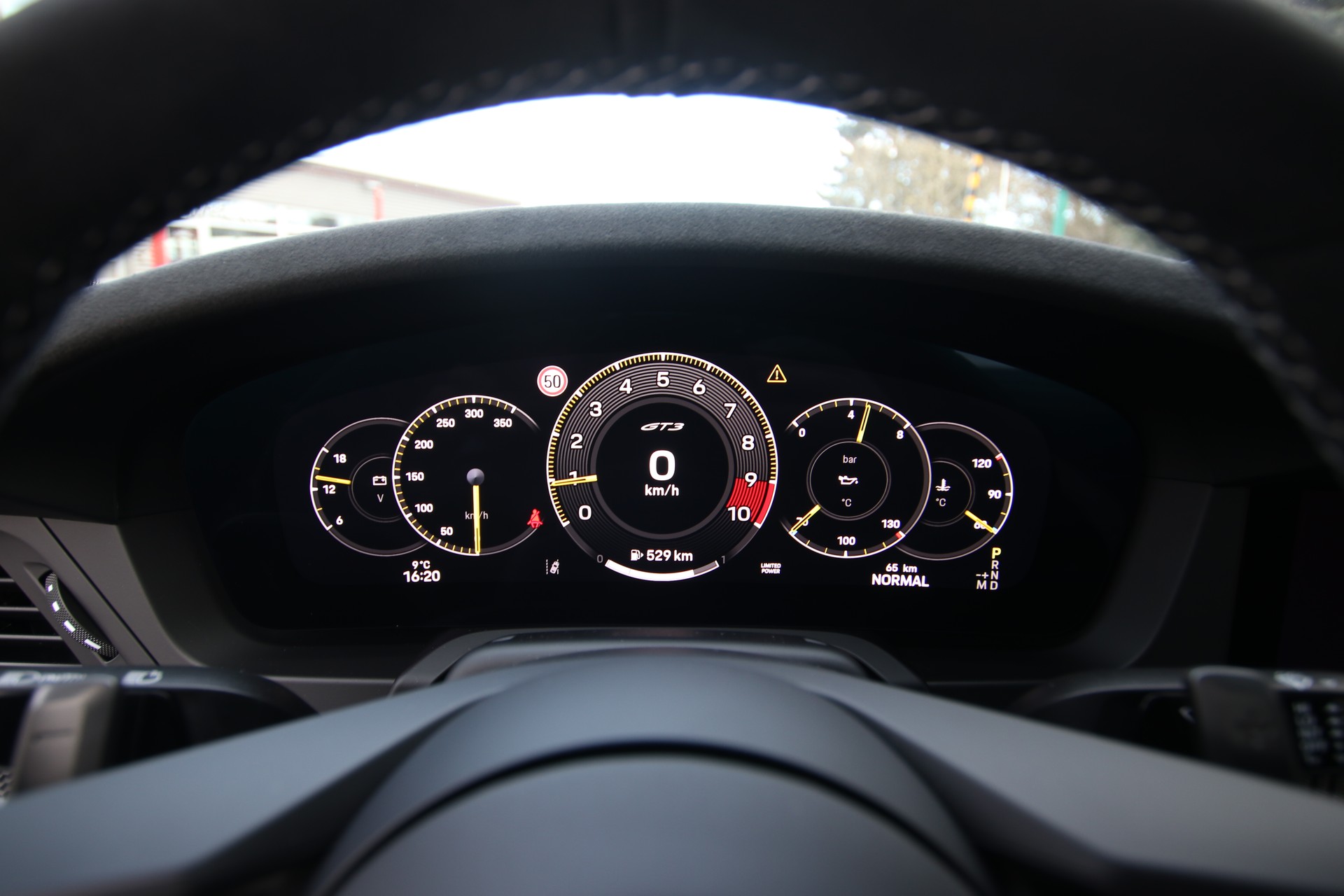 PORSCHE 911 GT3 PDK *Weissach-Paket*-image-13