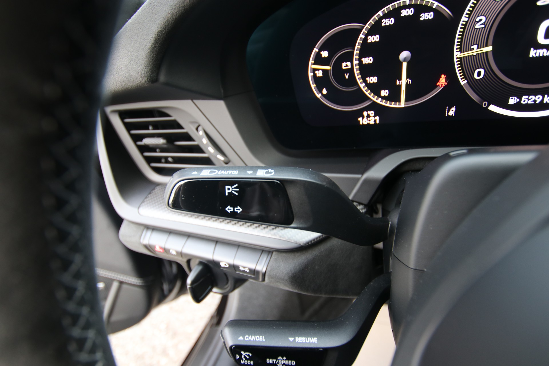 PORSCHE 911 GT3 PDK *Weissach-Paket*-image-25