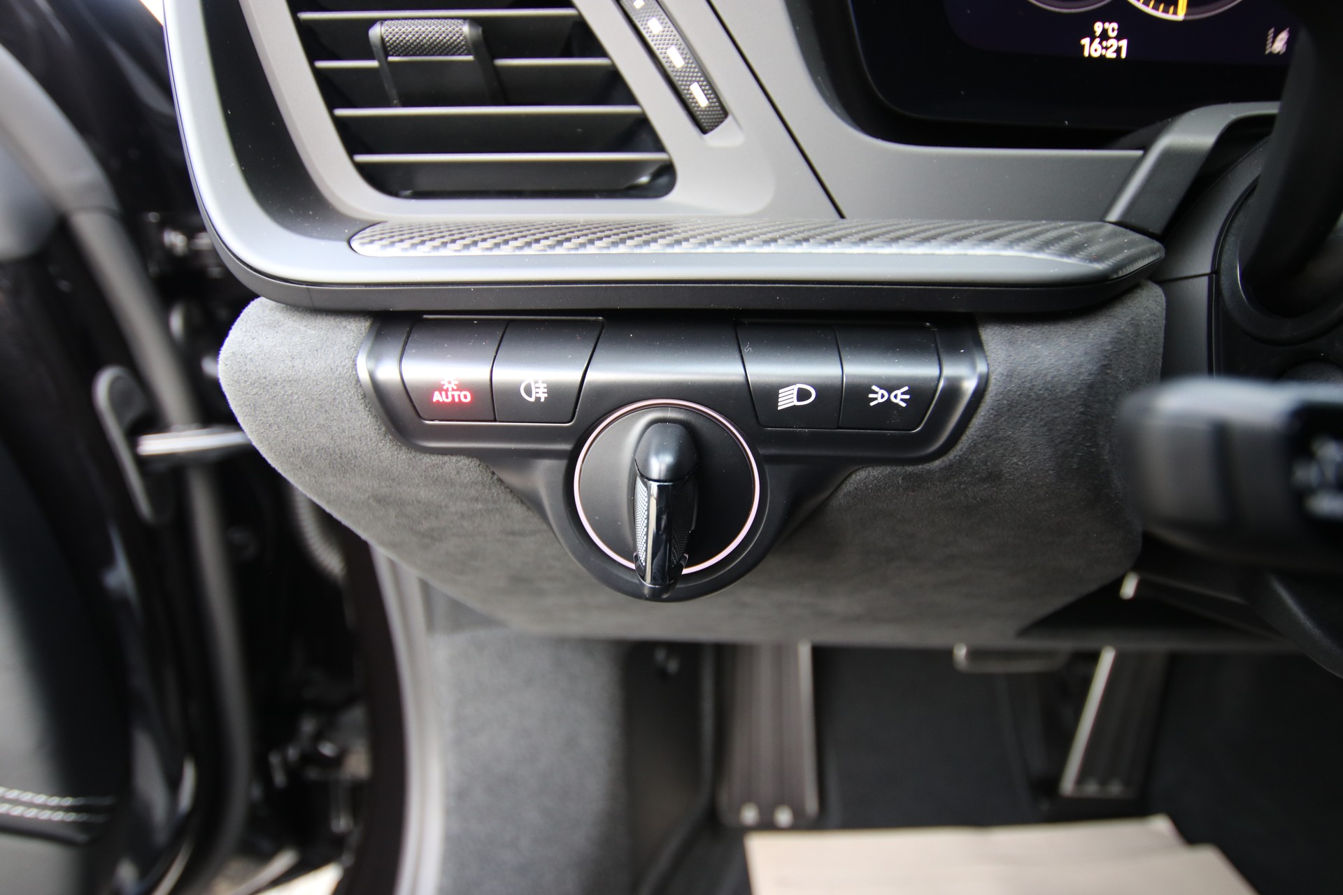 PORSCHE 911 GT3 PDK *Weissach-Paket*-image-24