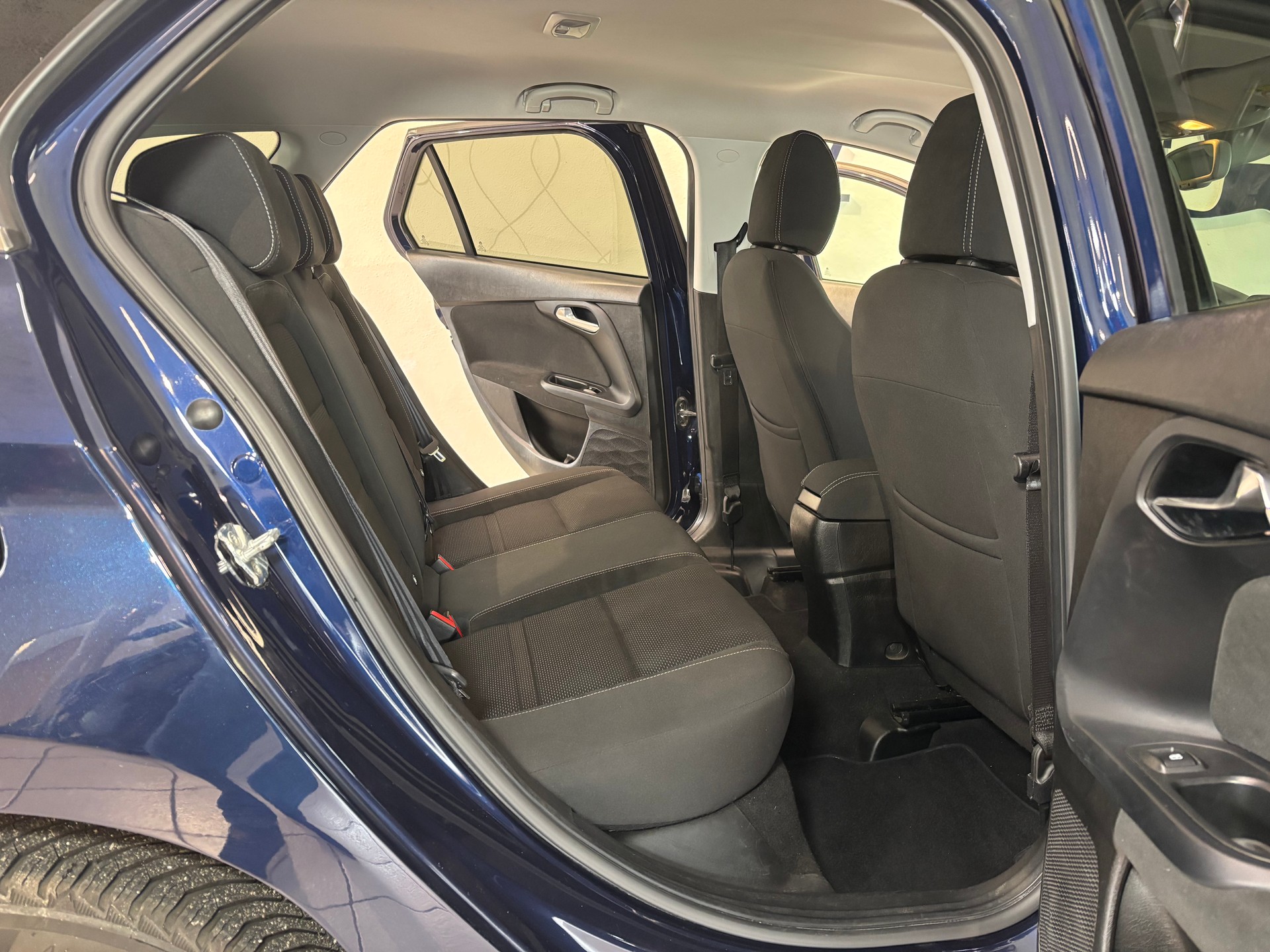 FIAT Tipo 1.6MJ Station Wagon Lounge DCT-image-9