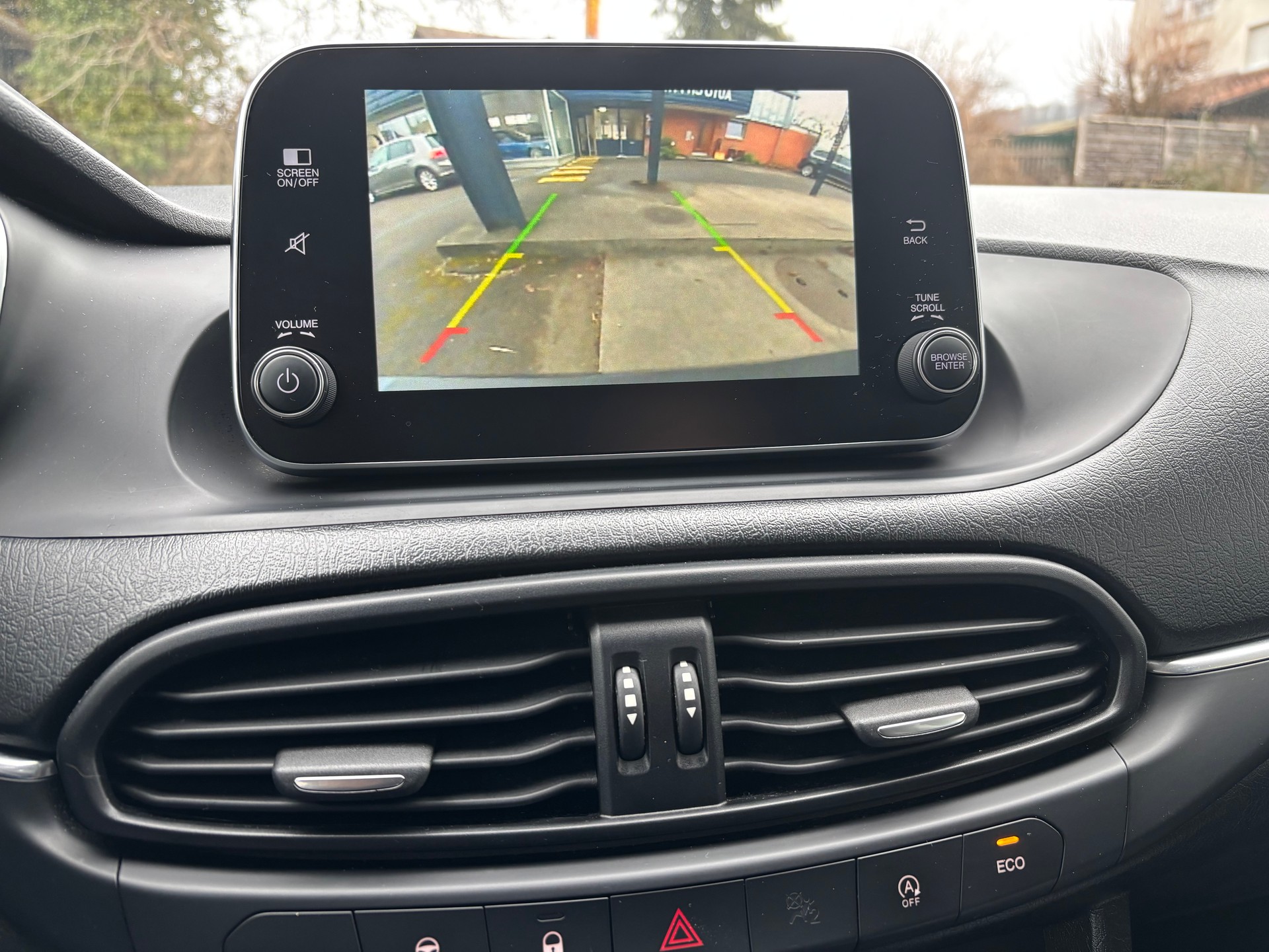 FIAT Tipo 1.6MJ Station Wagon Lounge DCT-image-11