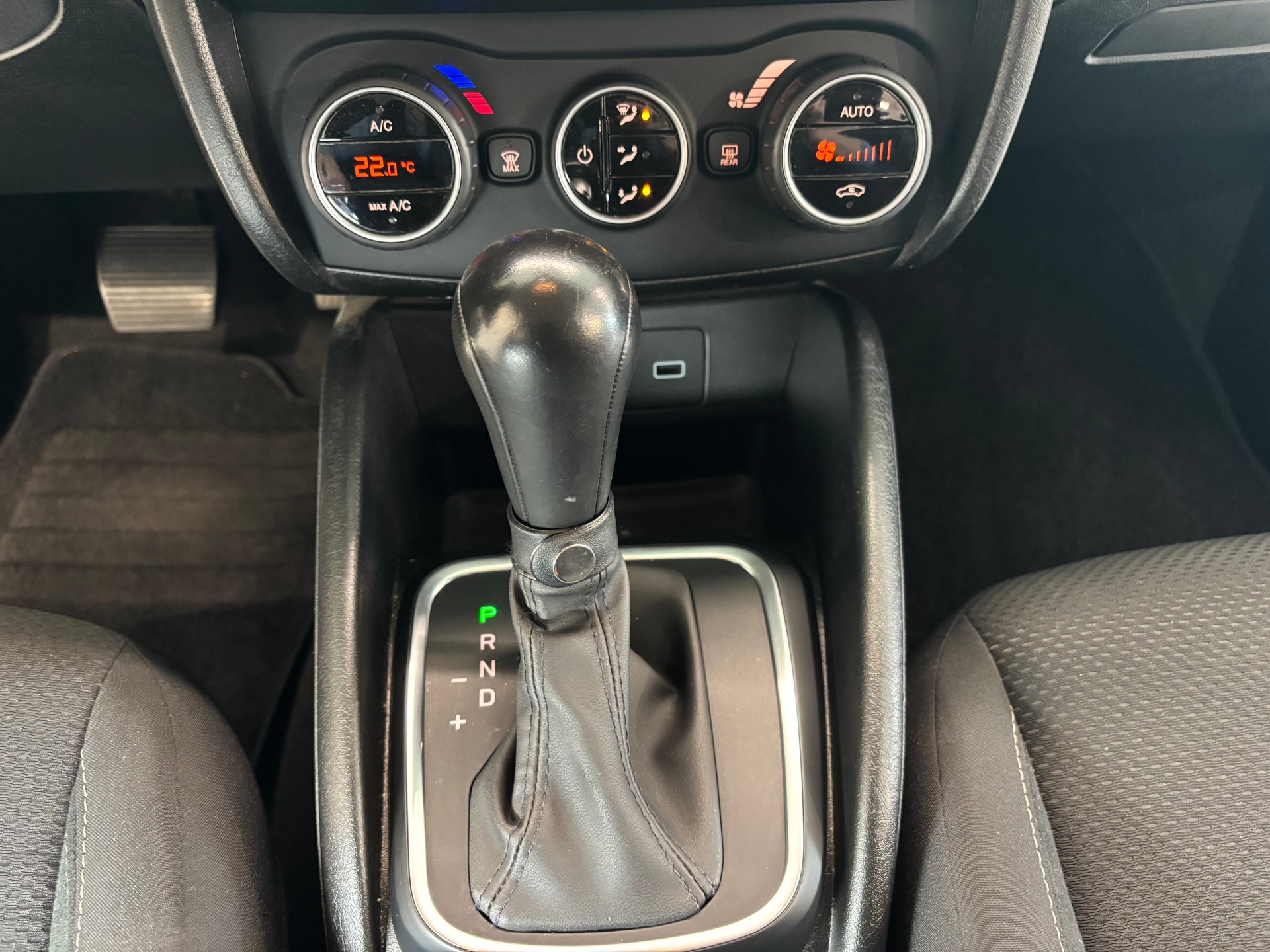 FIAT Tipo 1.6MJ Station Wagon Lounge DCT-image-14