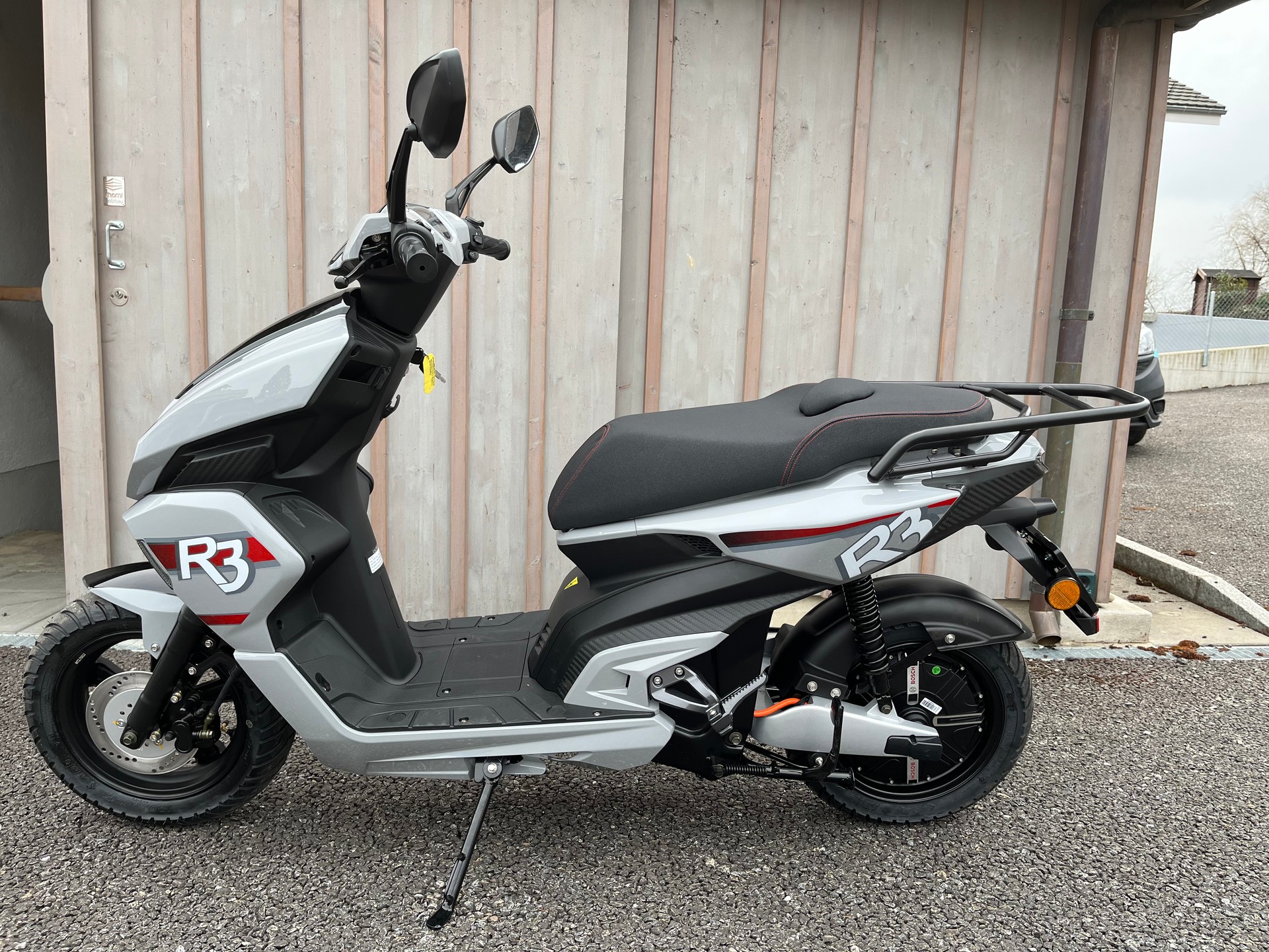 UGBEST MRB-3 / Ugbest R3 45km/h ab 15Jahre-image-1