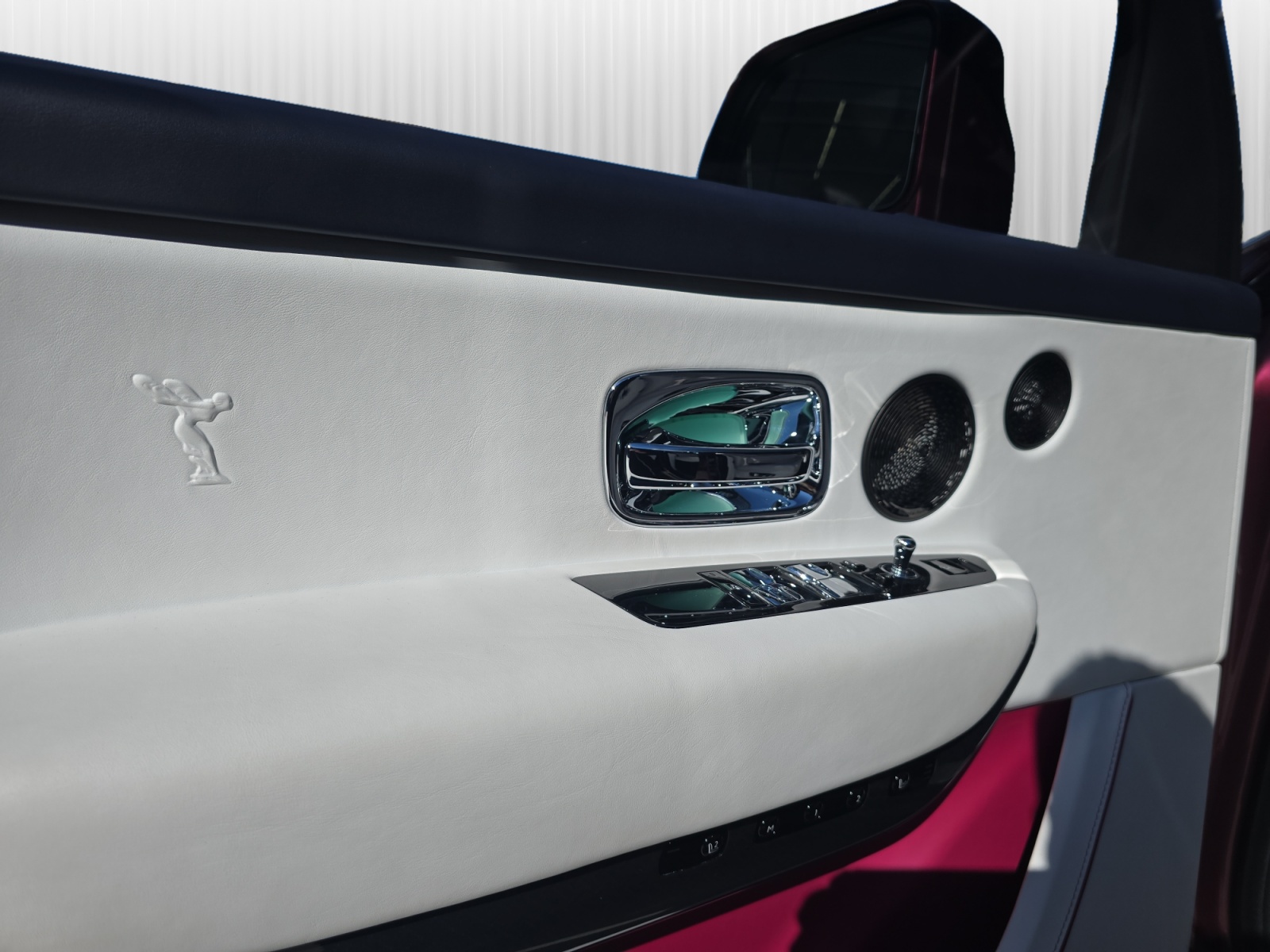 ROLLS-ROYCE Cullinan Serie I Black Badge - Herstellergarantie bis Mai 2027-image-11