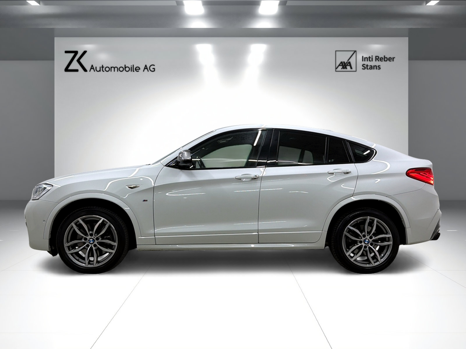 BMW X4 M40i 360PS ALPINWEISS Steptronic / 360° Kamera / Glasdach / Komfortzugang / Leder / Head-Up-Display /-image-2