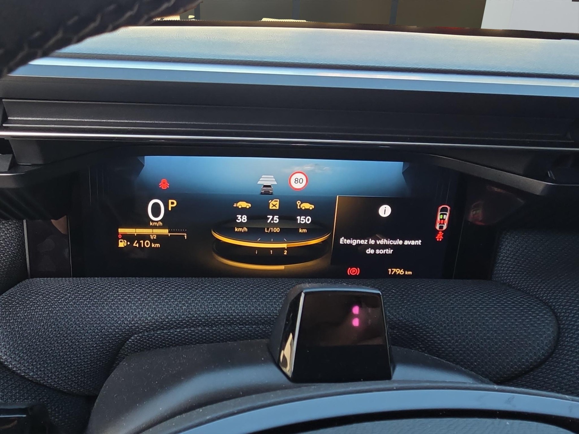 CITROEN C5 Aircross 1.2 Hybrid Plus-image-10