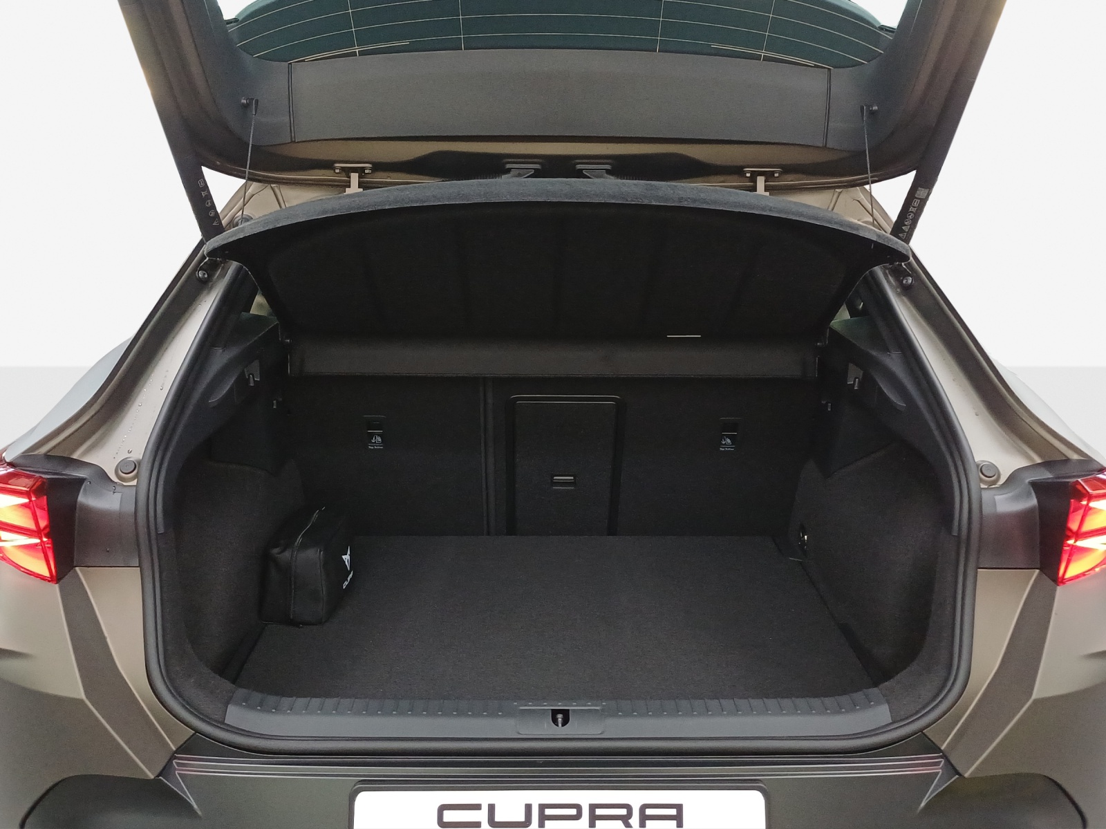 CUPRA Formentor 2.5TSI VZ5 4Drive DSG-image-12