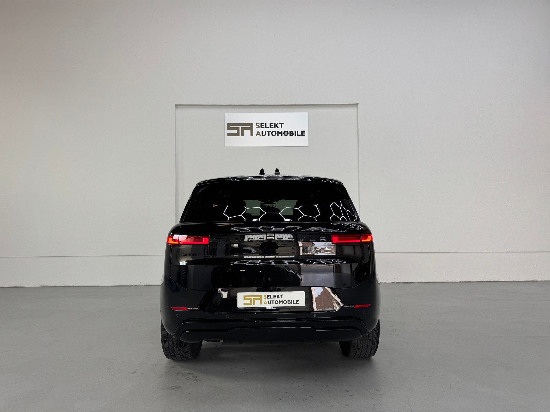 LAND ROVER Range Rover Sport D250 3.0 TD6 MHEV Dynamic HSE Automatic-image-4