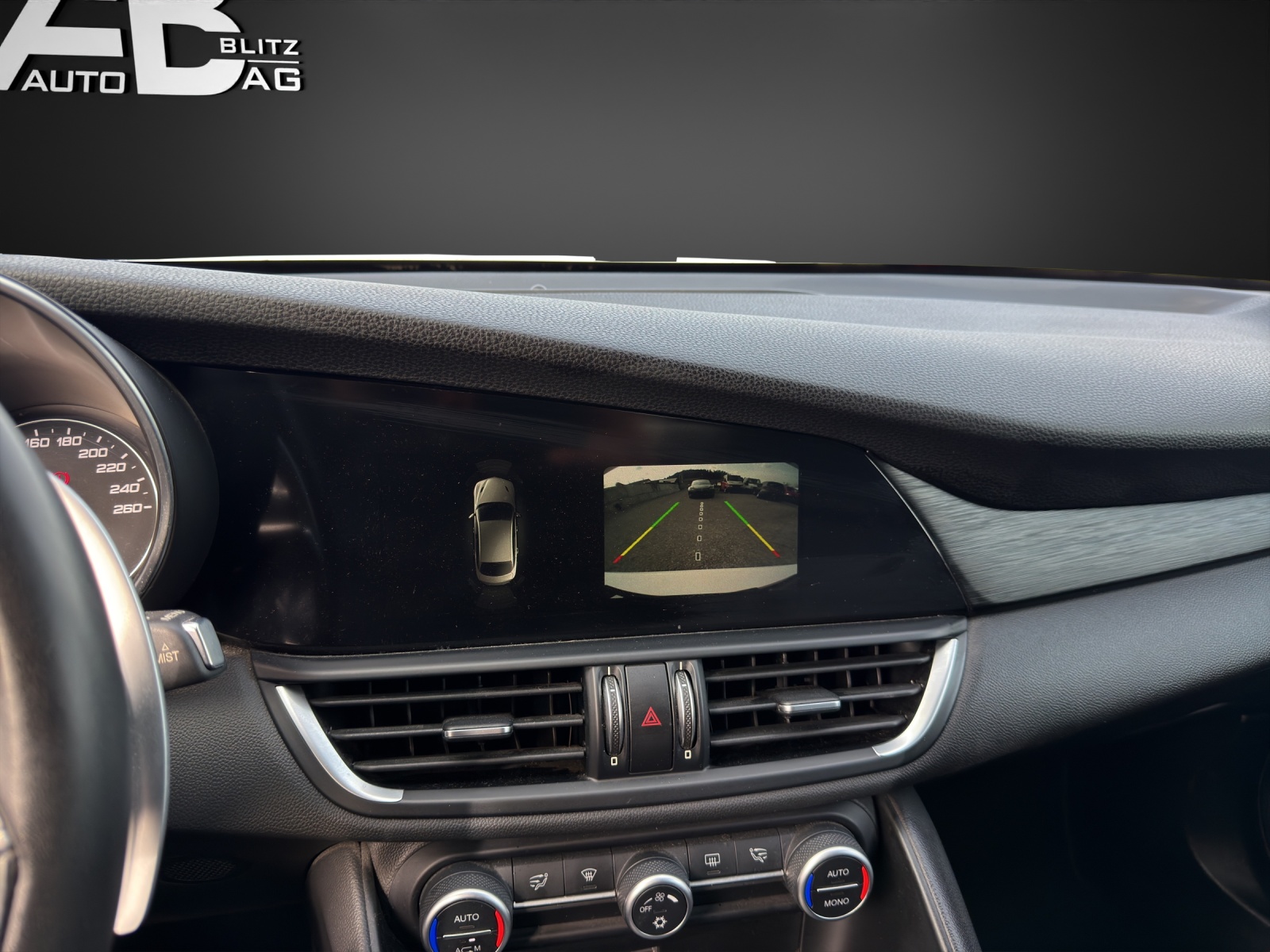 ALFA ROMEO Giulia 2.2 JTDM Super Automatic-image-11