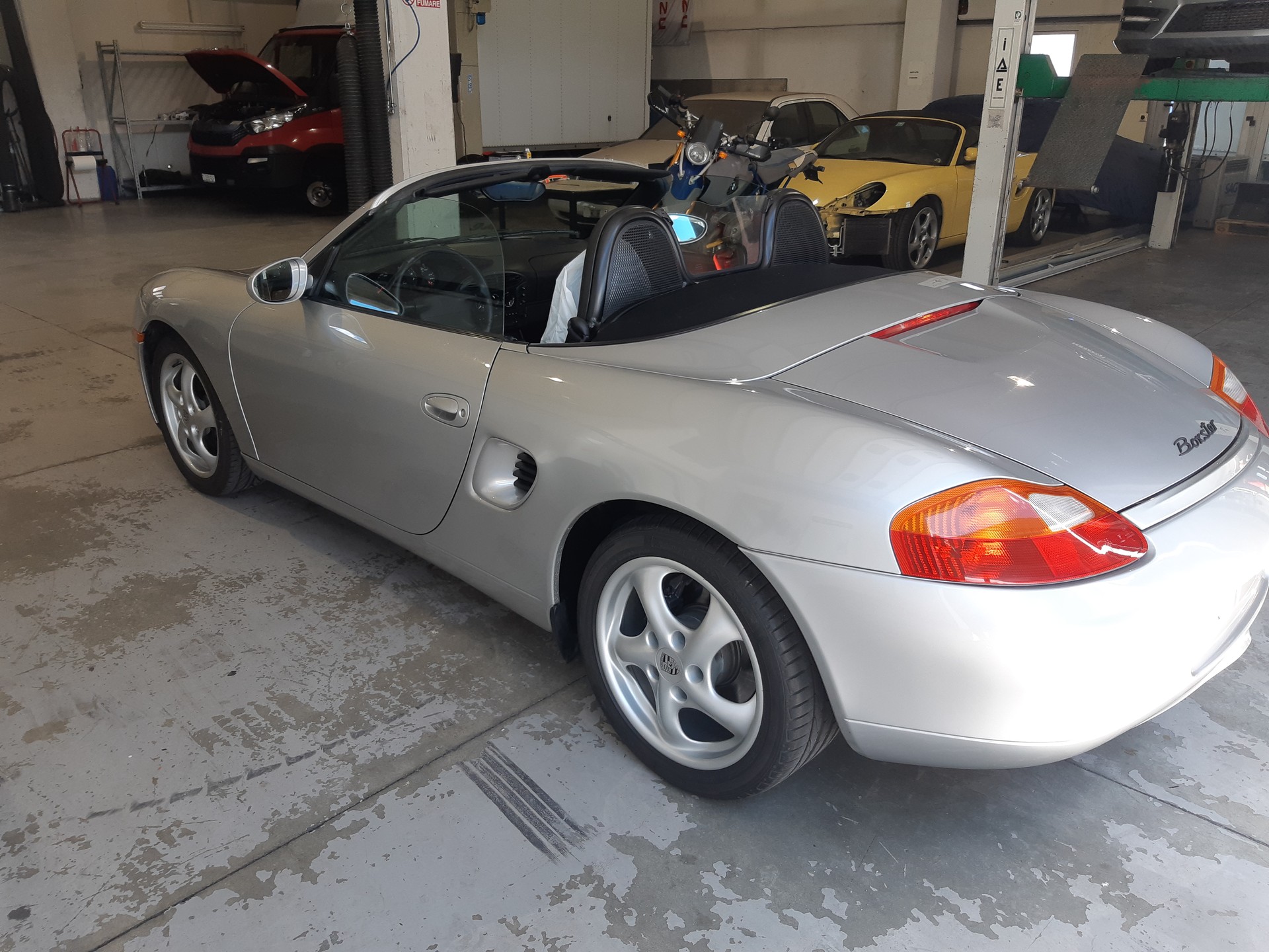 PORSCHE Boxster 2.5-image-1