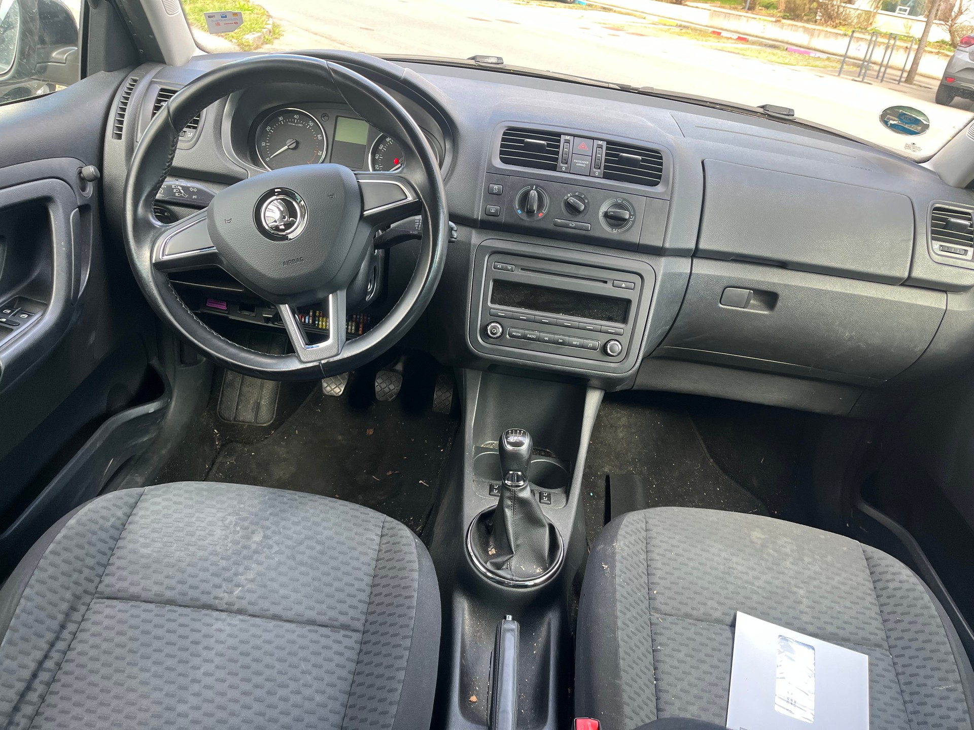 SKODA Fabia 1.2 TSI Ambition Plus-image-5