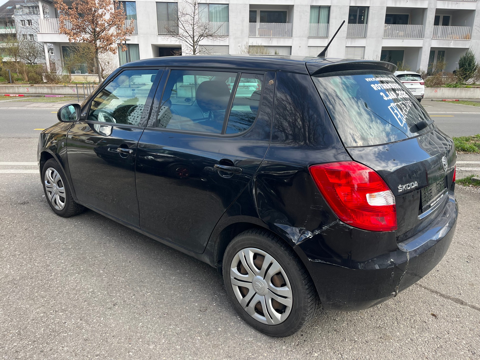SKODA Fabia 1.2 TSI Ambition Plus-image-2