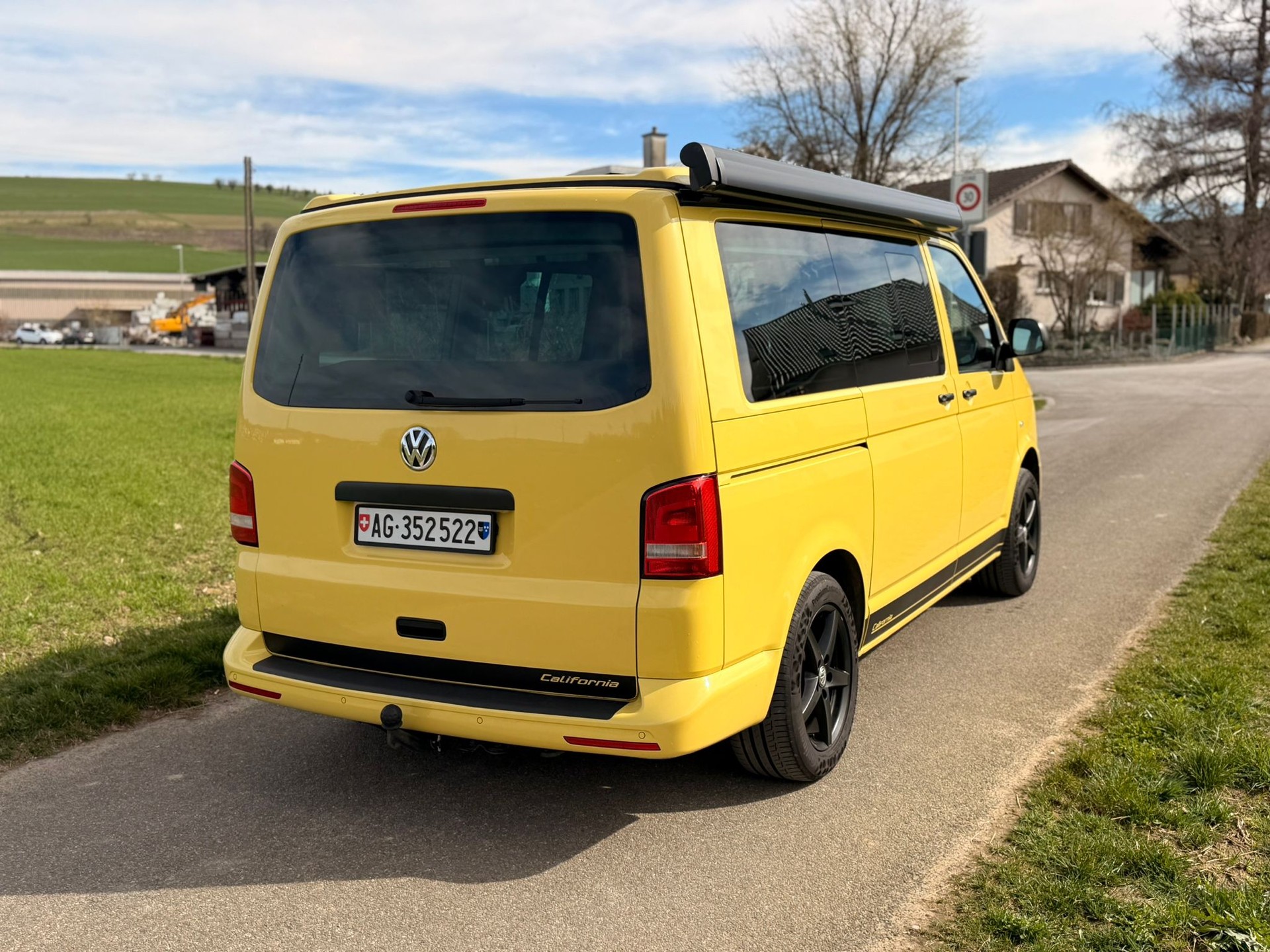 VW T5 California 2.0 TDI Beach Edition DSG-image-2