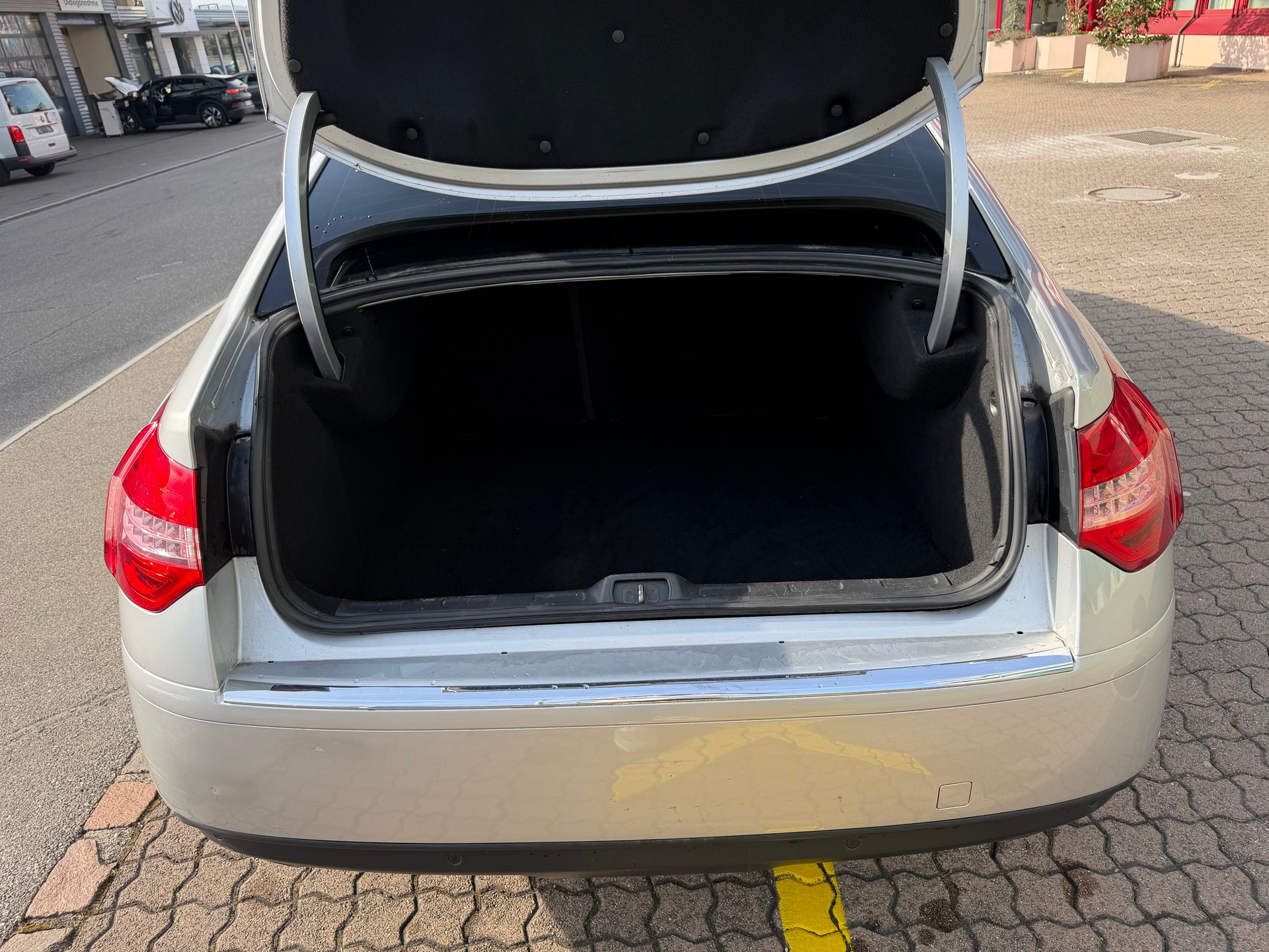 CITROEN C5 Berline 2.7 HDi V6 Exclusive Automatic-image-13