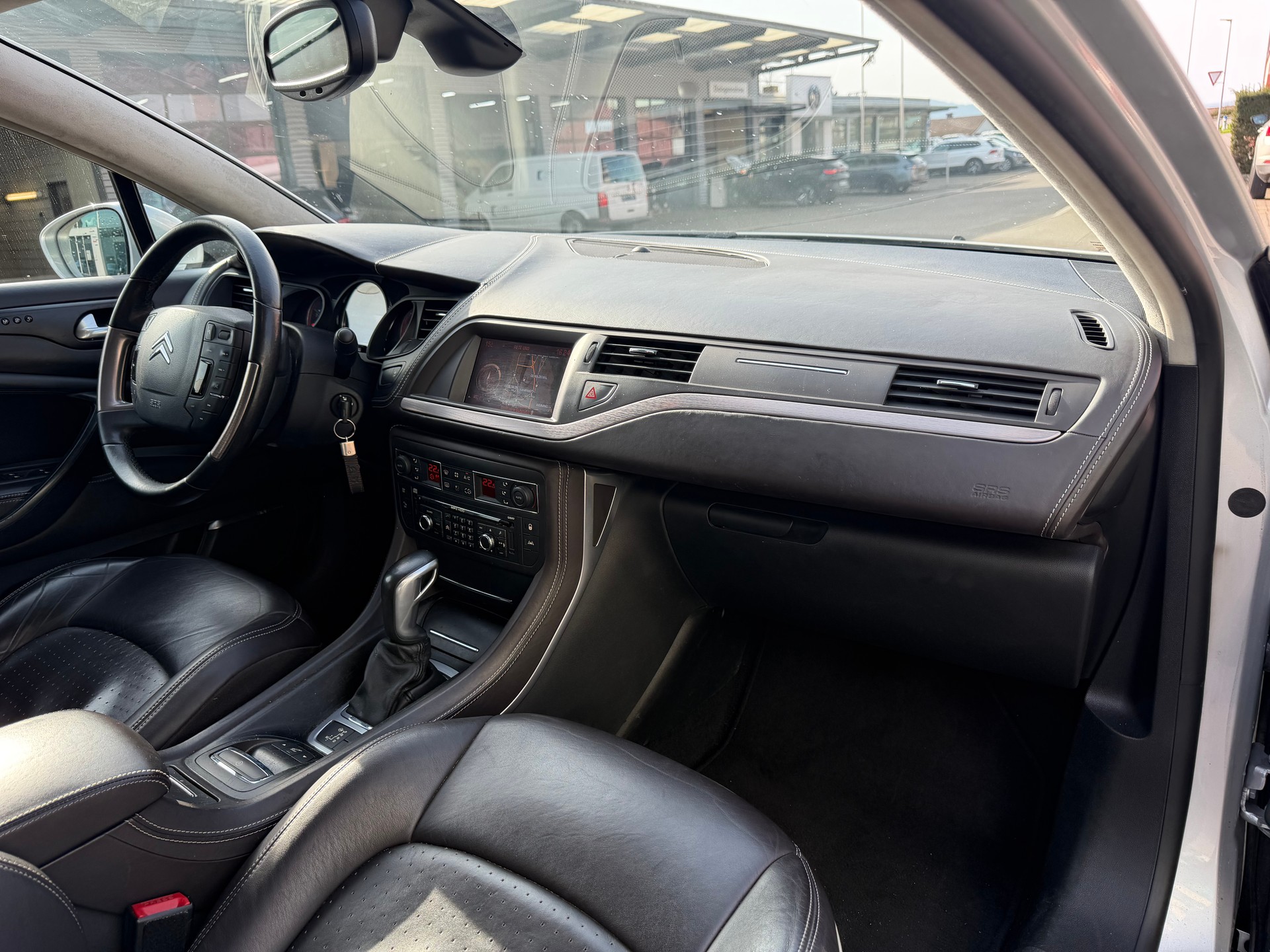CITROEN C5 Berline 2.7 HDi V6 Exclusive Automatic-image-11