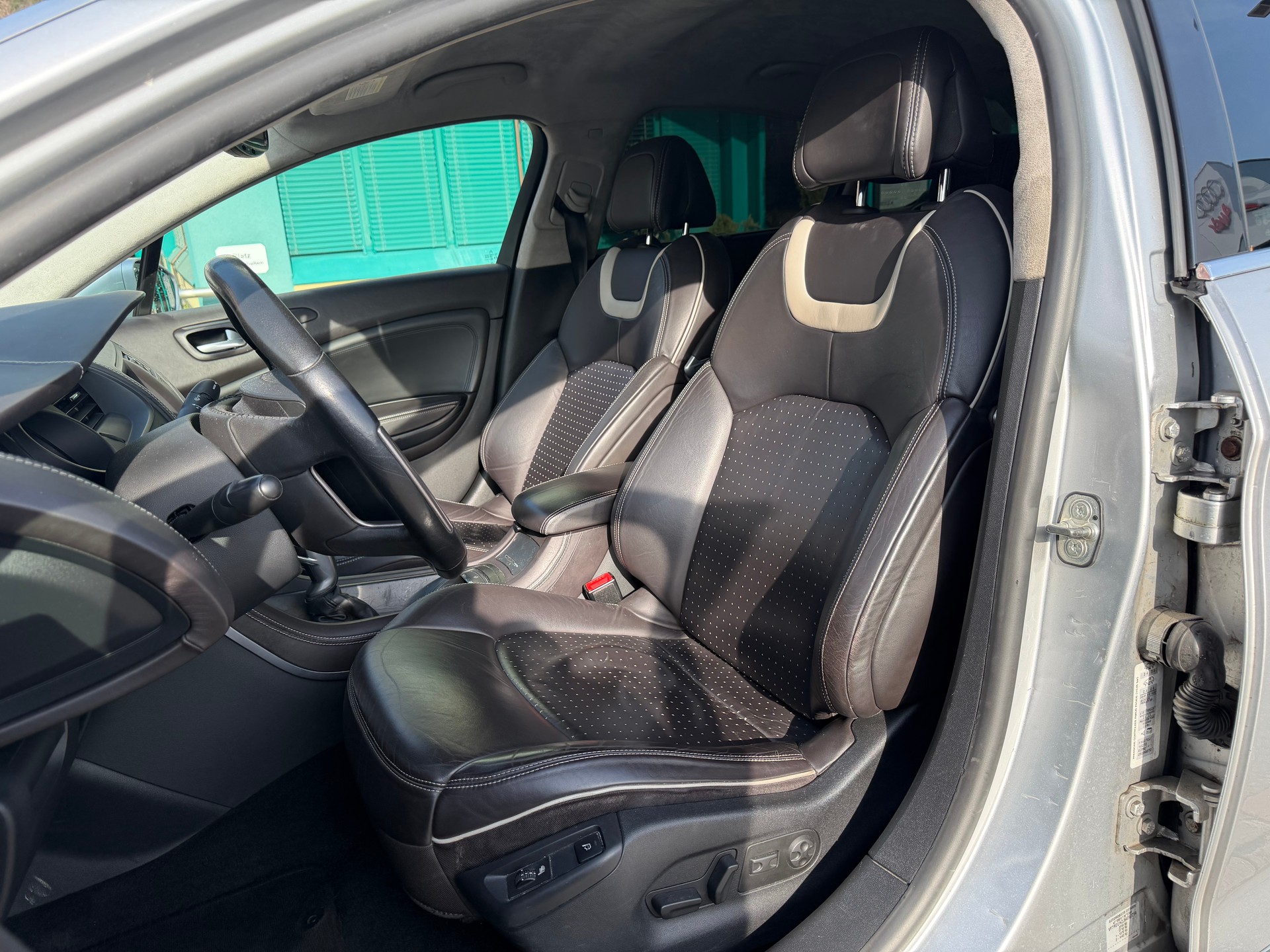CITROEN C5 Berline 2.7 HDi V6 Exclusive Automatic-image-10