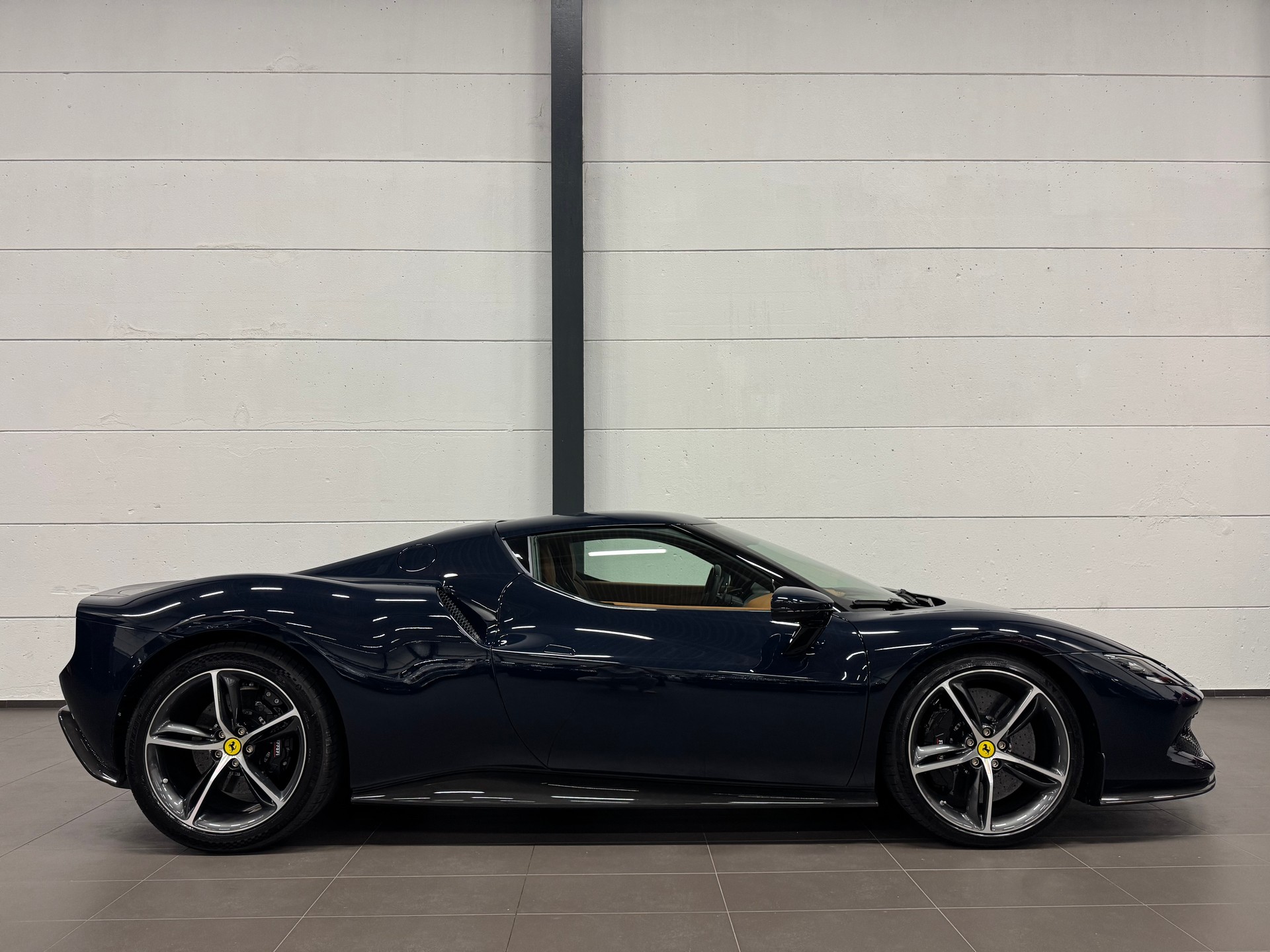 FERRARI 296 GTB-image-10