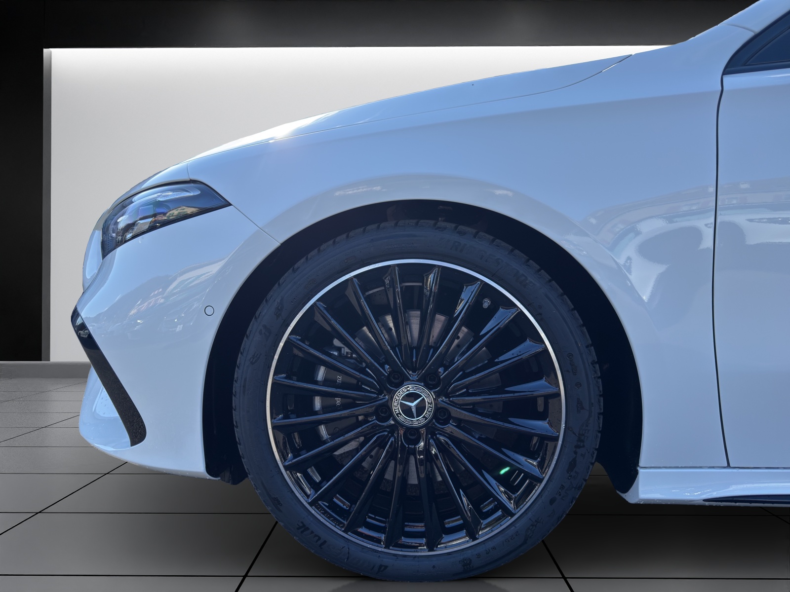 Image MERCEDES-BENZ A-220 A 220 4Matic 8G-DCT