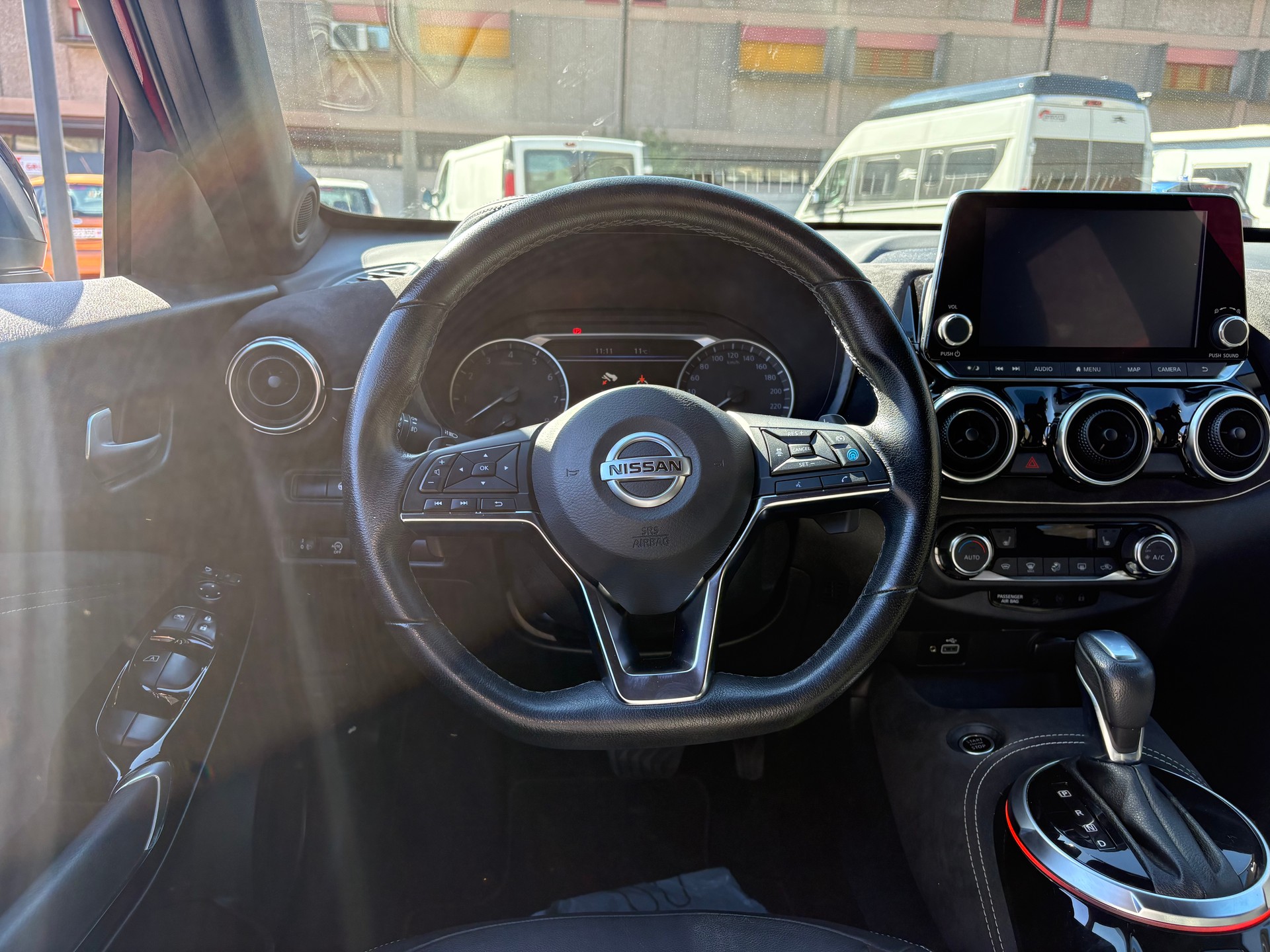 NISSAN Juke 1.0 DIG-T tekna DCT-image-9