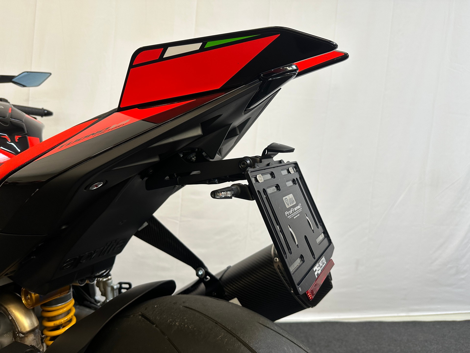 APRILIA Tuono V4 1100 E5+ Factory-image-10