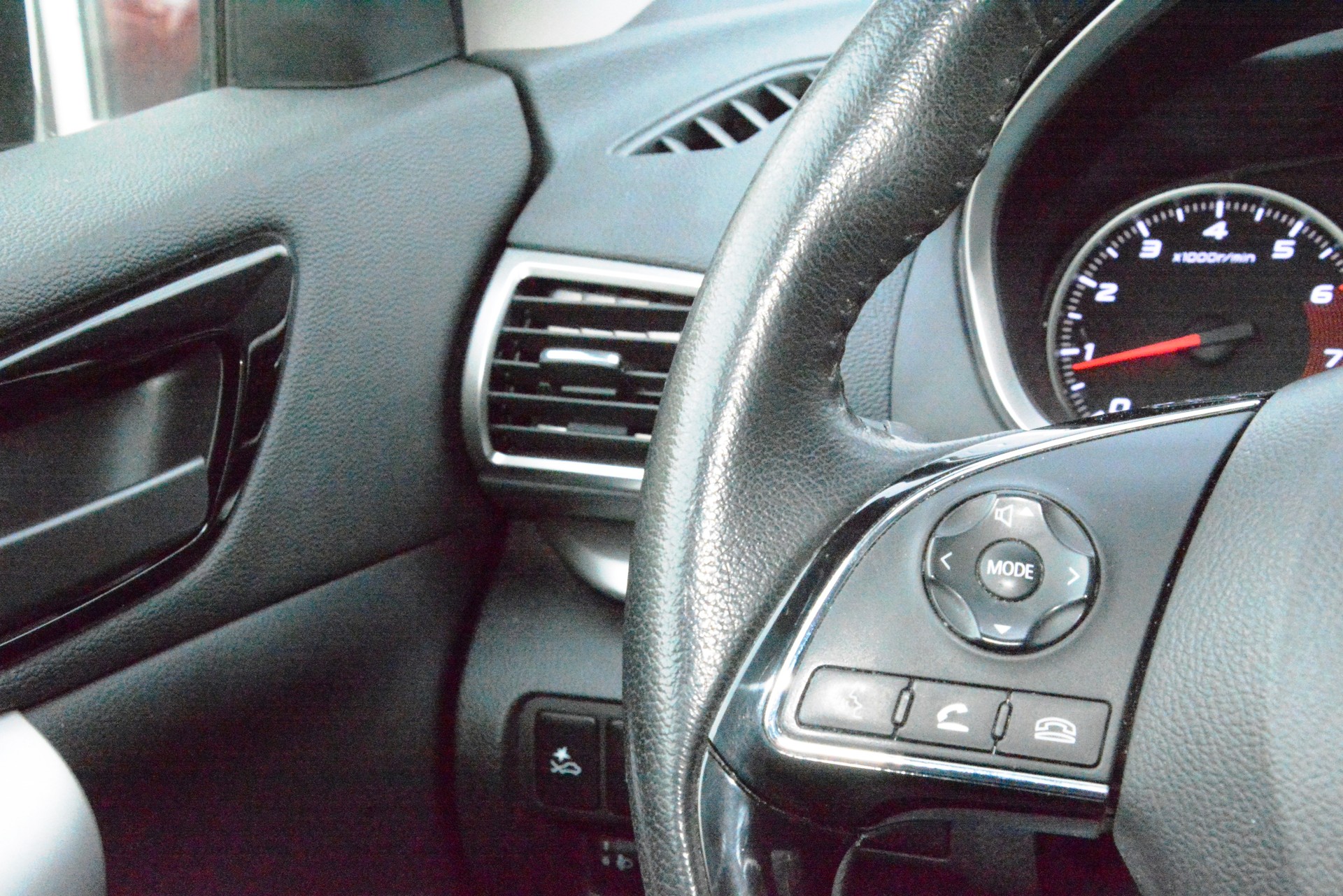 MITSUBISHI Eclipse Cross 1.5 T-Mivec Value 4WD CVT-image-12