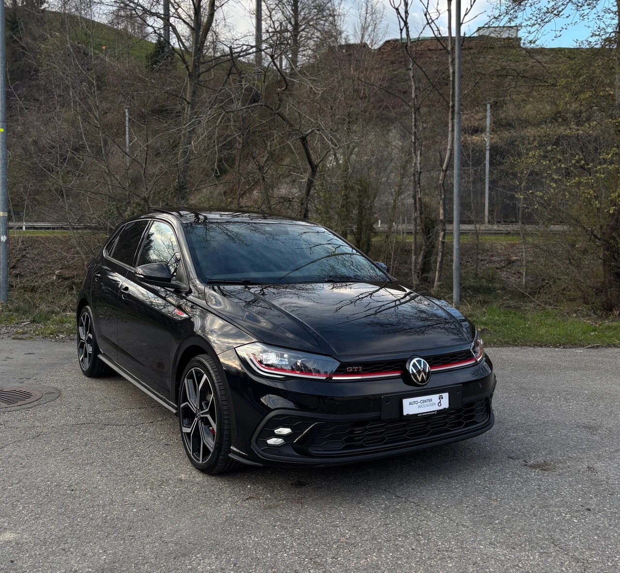 VW Polo 2.0 TSI GTI DSG *Frisch ab MFK* Panorama Dach* Rückfahrkamera-image-6