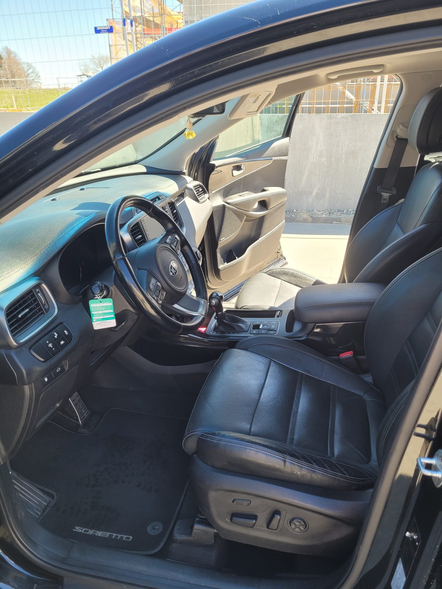 KIA Sorento 2.2 CRDI Style 7P. Automatic-image-9