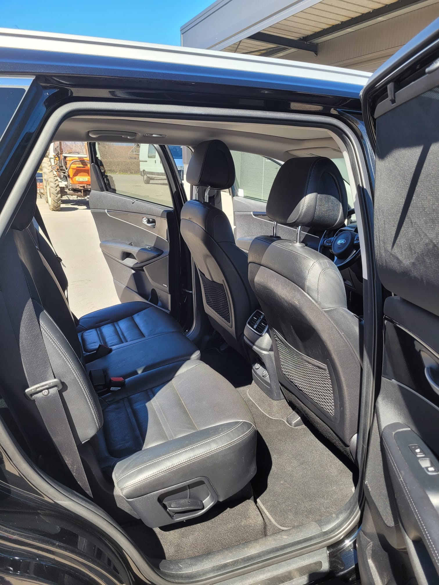 KIA Sorento 2.2 CRDI Style 7P. Automatic-image-6