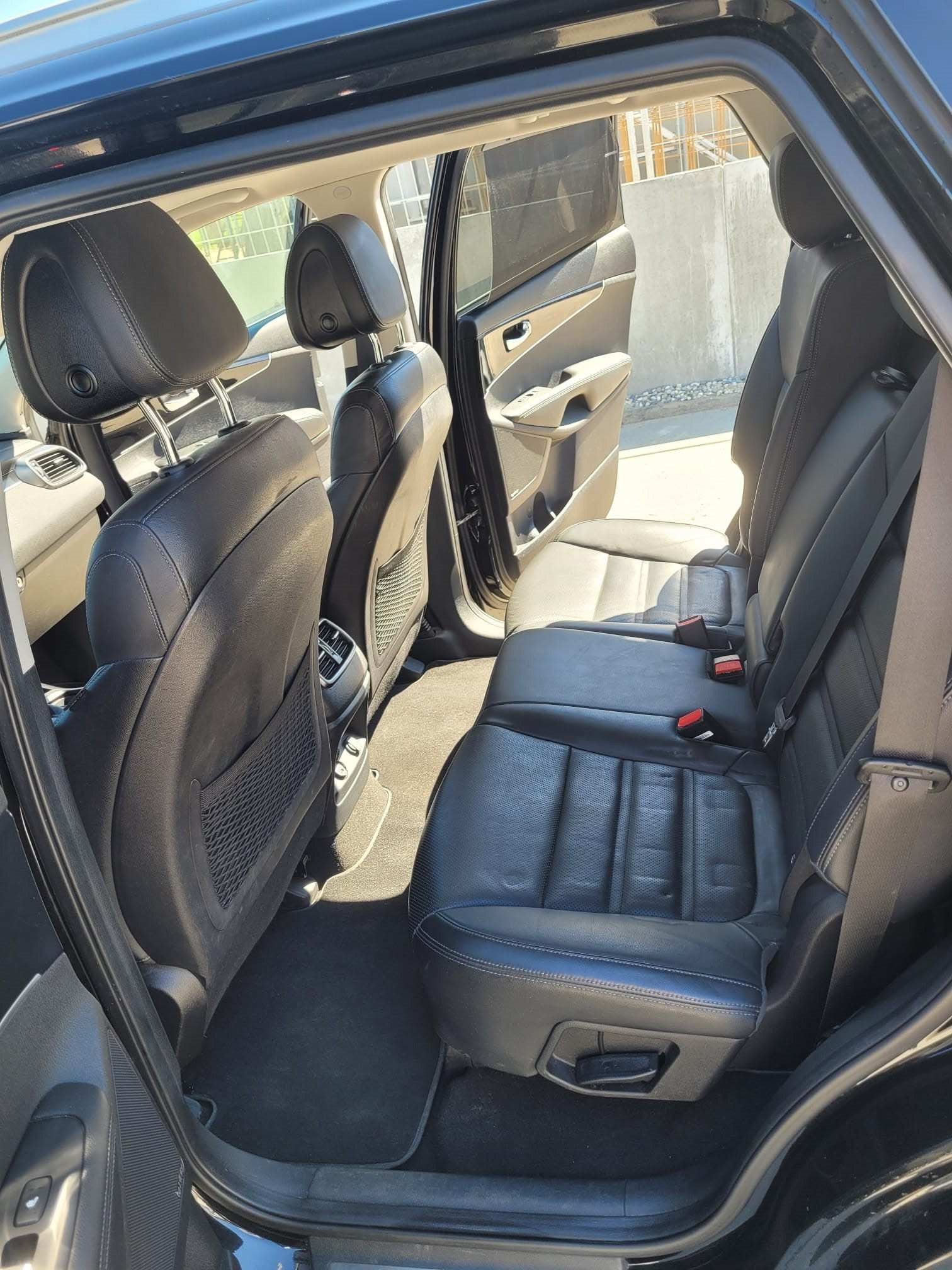 KIA Sorento 2.2 CRDI Style 7P. Automatic-image-5