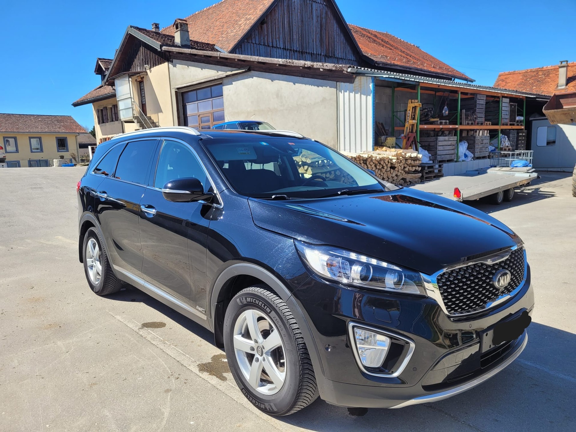 KIA Sorento 2.2 CRDI Style 7P. Automatic-image-2