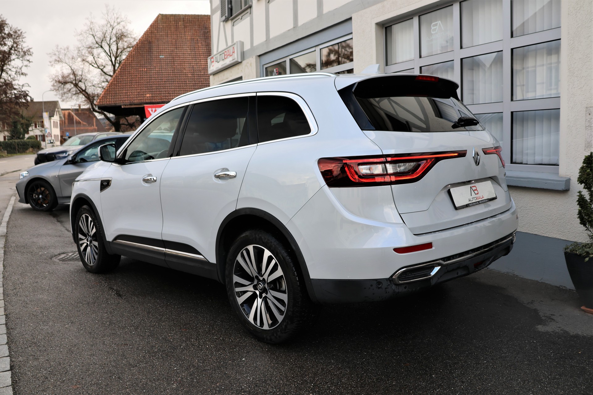 RENAULT Koleos 2.0 dCi Initial Paris 4x4 Xtronic CVT (CH)-image-5