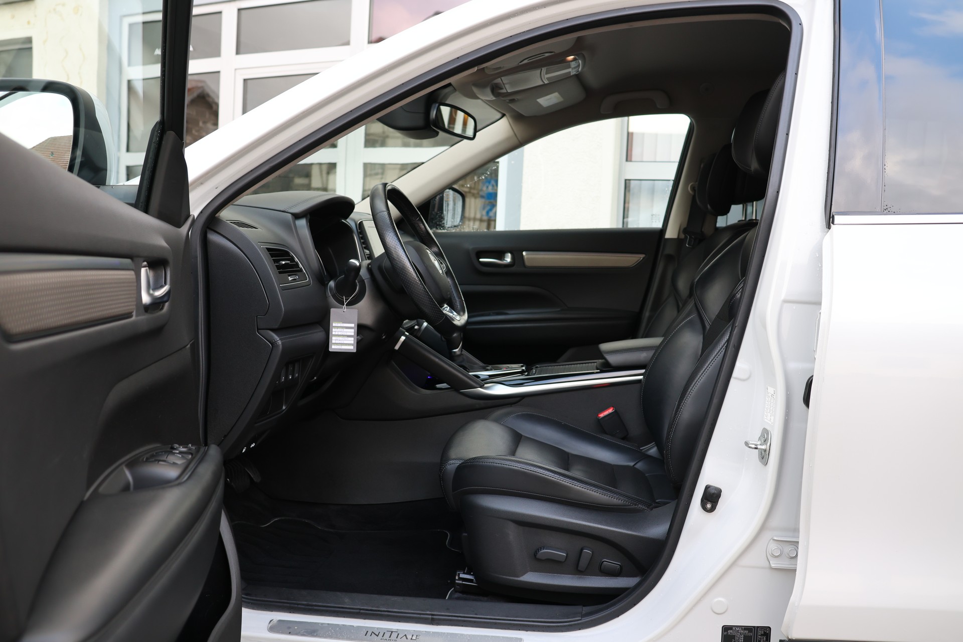 RENAULT Koleos 2.0 dCi Initial Paris 4x4 Xtronic CVT (CH)-image-8