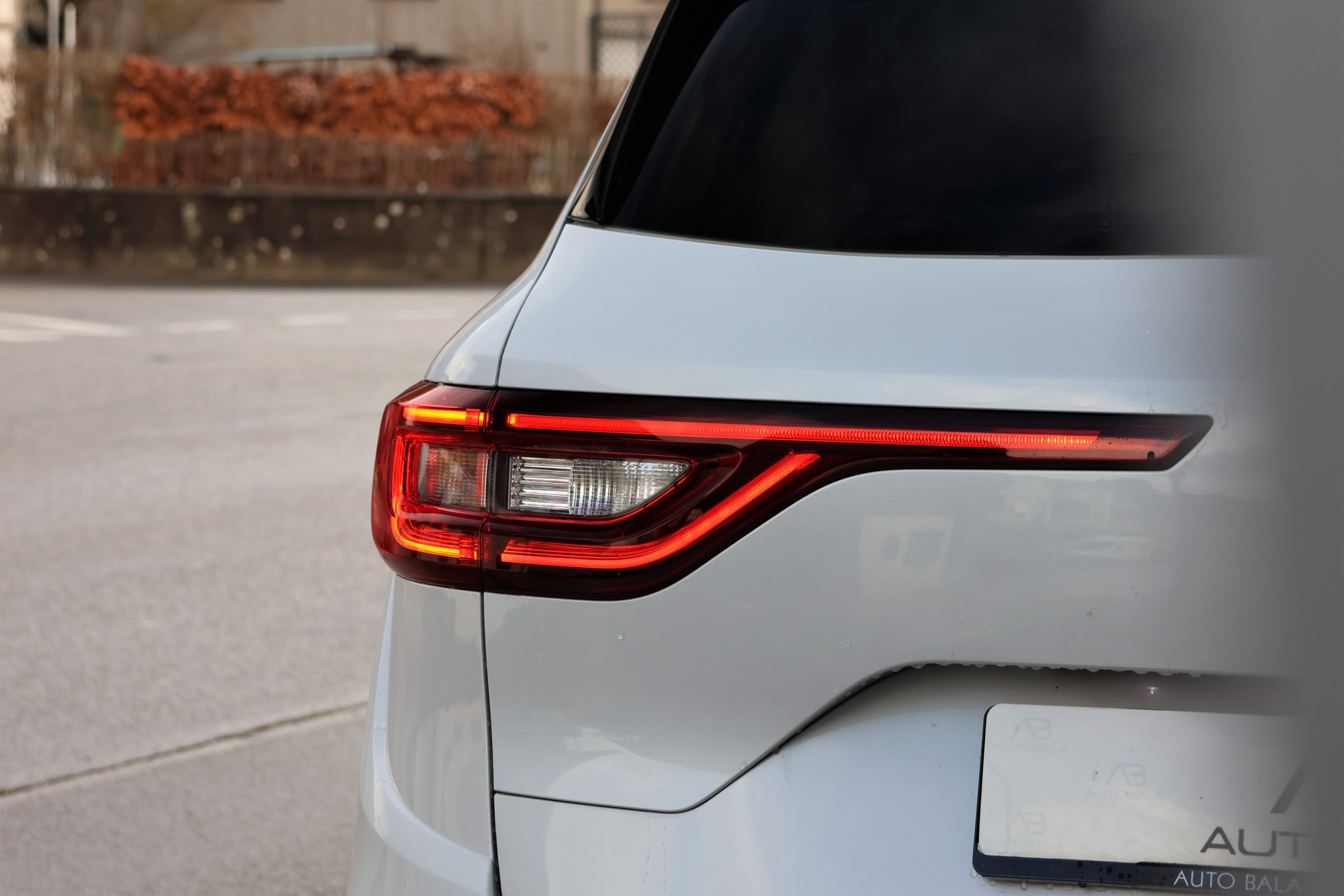 RENAULT Koleos 2.0 dCi Initial Paris 4x4 Xtronic CVT (CH)-image-4