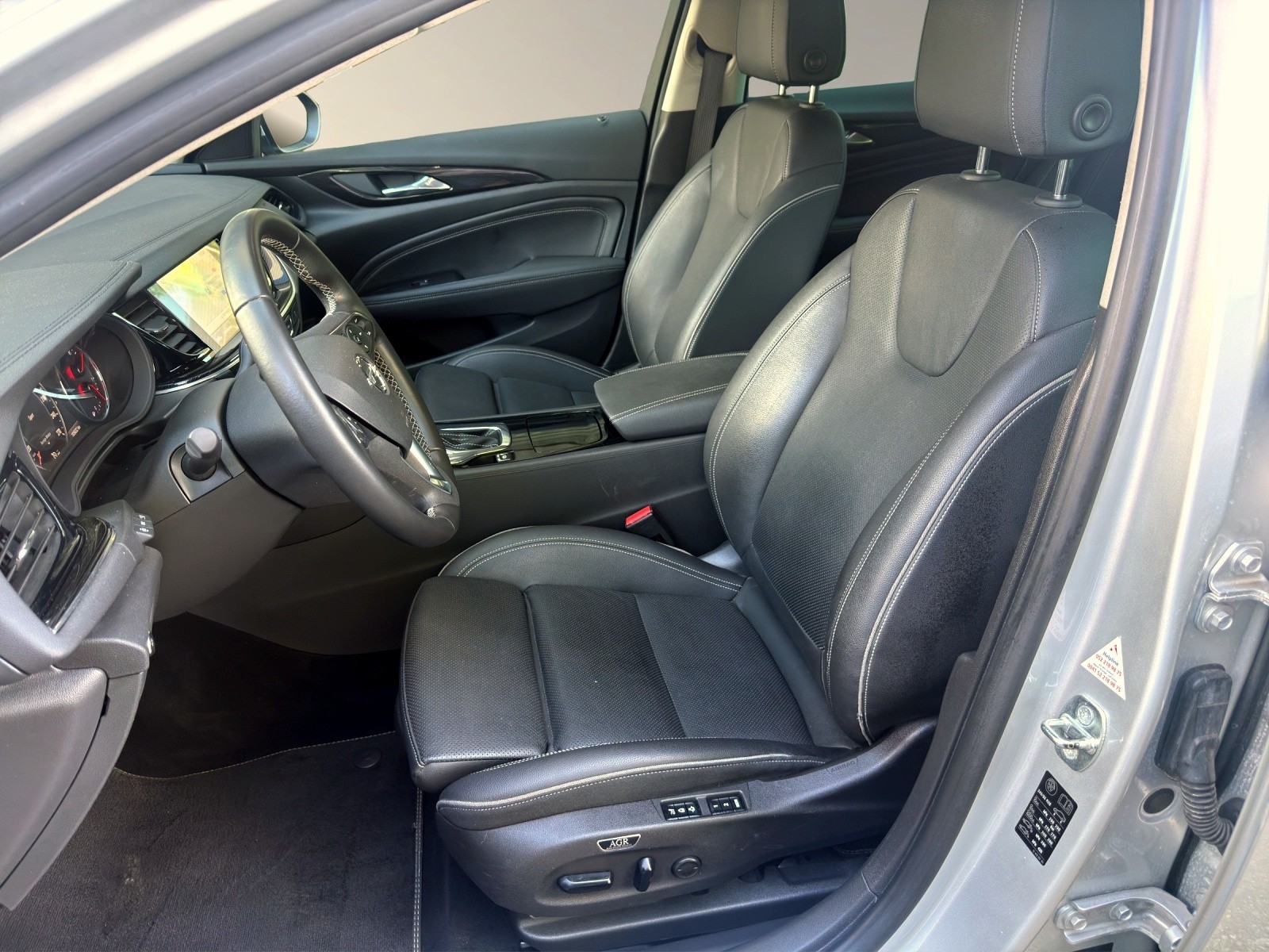 OPEL Insignia Sports Tourer 2.0 T Excellence AWD-image-8
