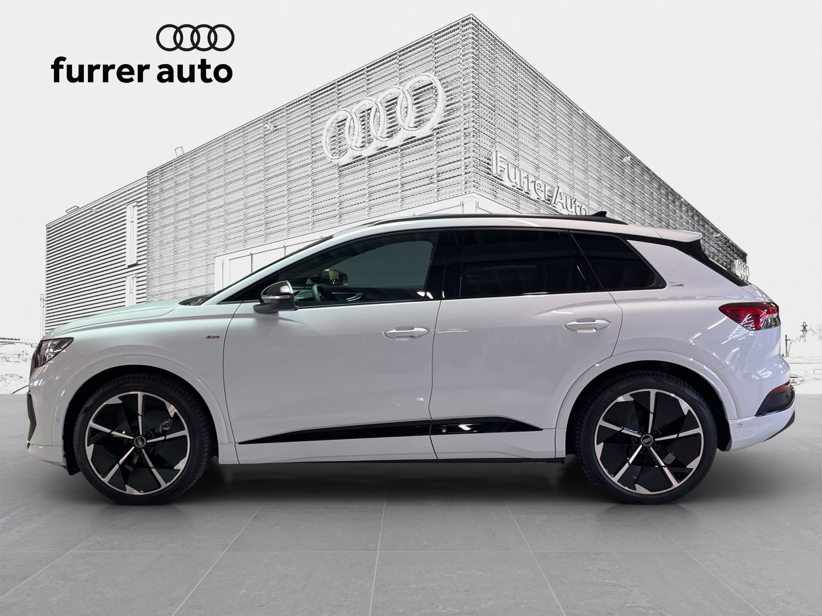 AUDI Q4 e-tron 45 Edition Swiss Ski quattro-showroom-element-1