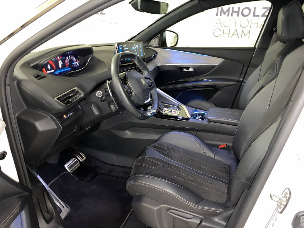 PEUGEOT 3008 1.2 PureTech GT Pack-image-15