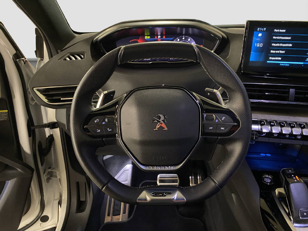 PEUGEOT 3008 1.2 PureTech GT Pack-image-7