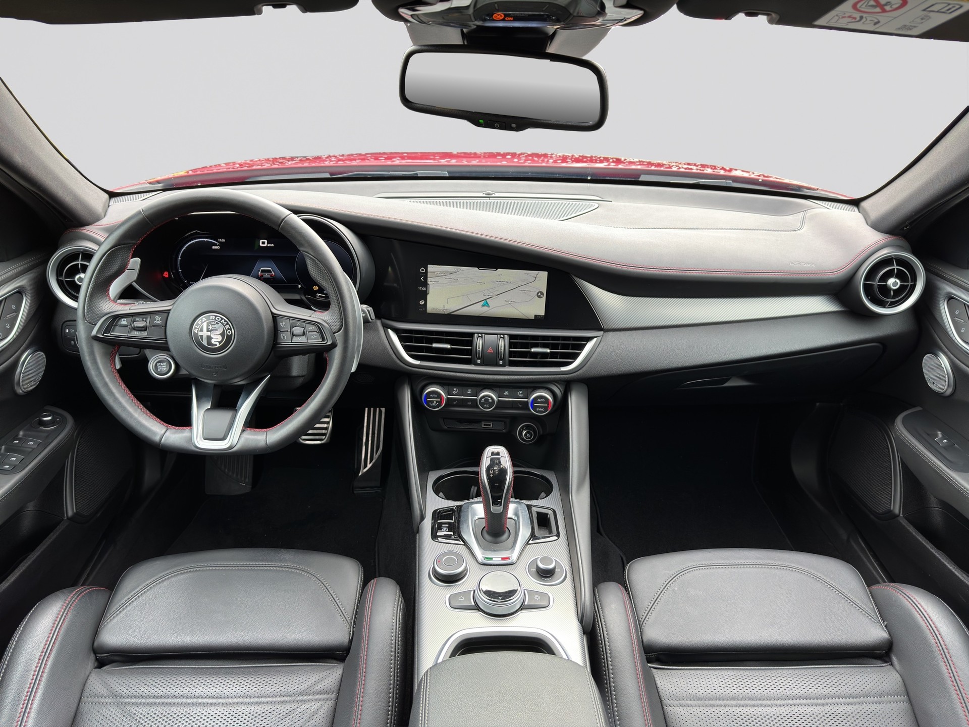ALFA ROMEO Giulia 2.0 Competizione Q4 AT8-image-15