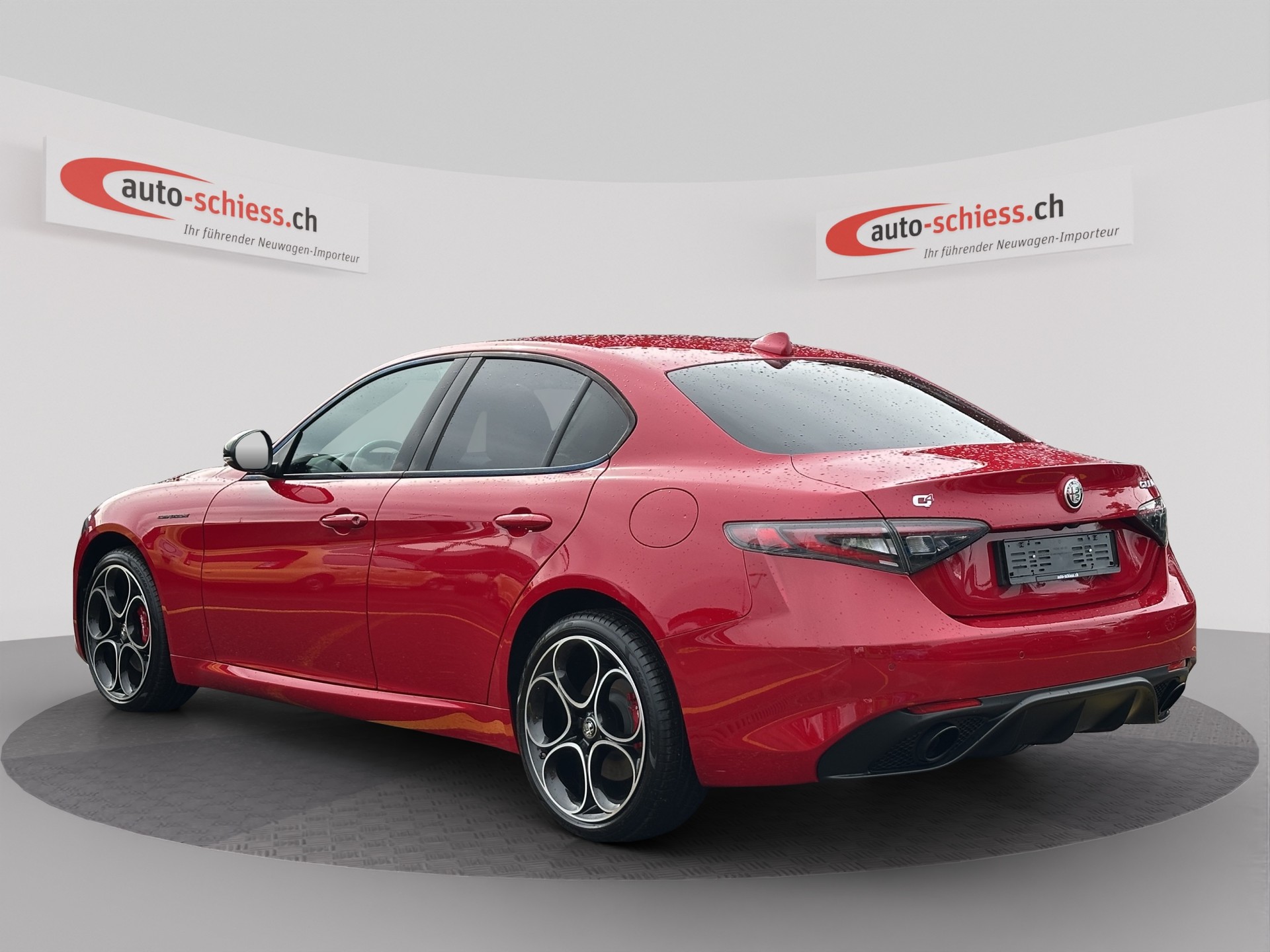 ALFA ROMEO Giulia 2.0 Competizione Q4 AT8-image-2