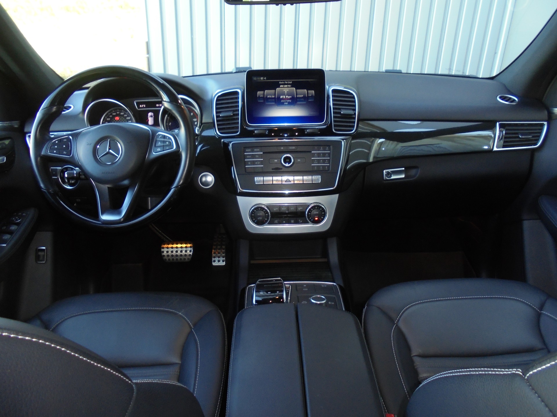 MERCEDES-BENZ GLE 350 d-image-8