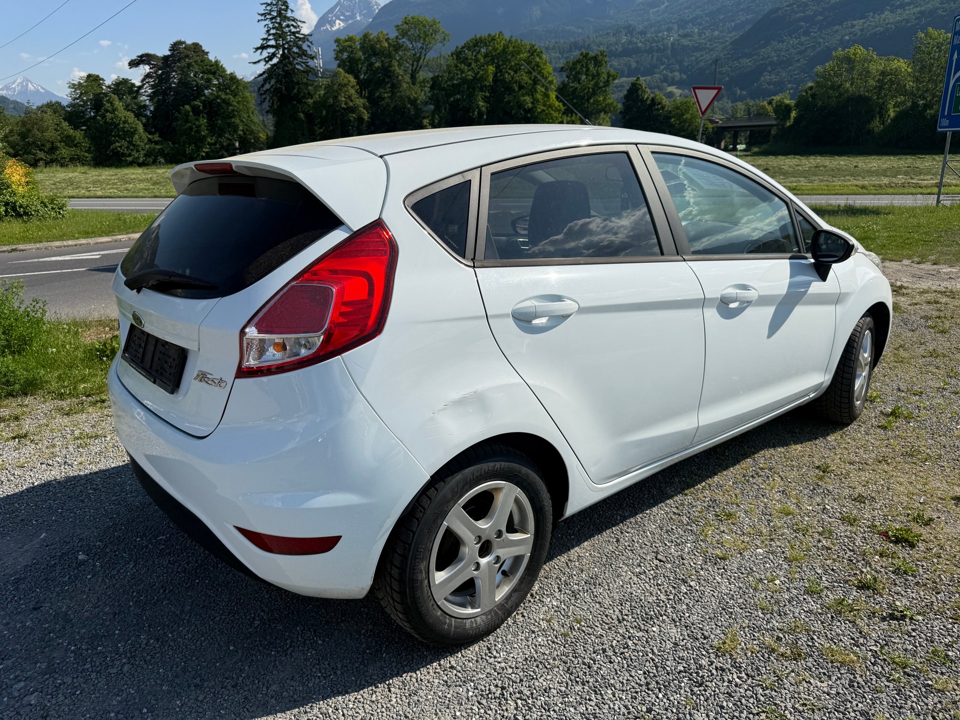 FORD Fiesta 1.0 SCTi Trend-image-2