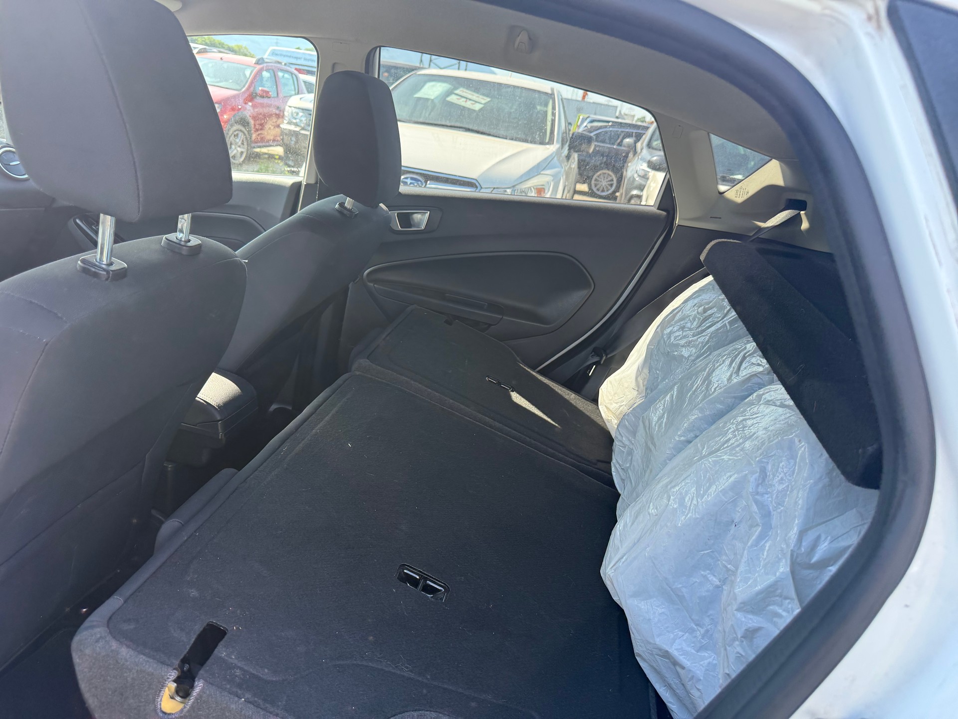 FORD Fiesta 1.0 SCTi Trend-image-8