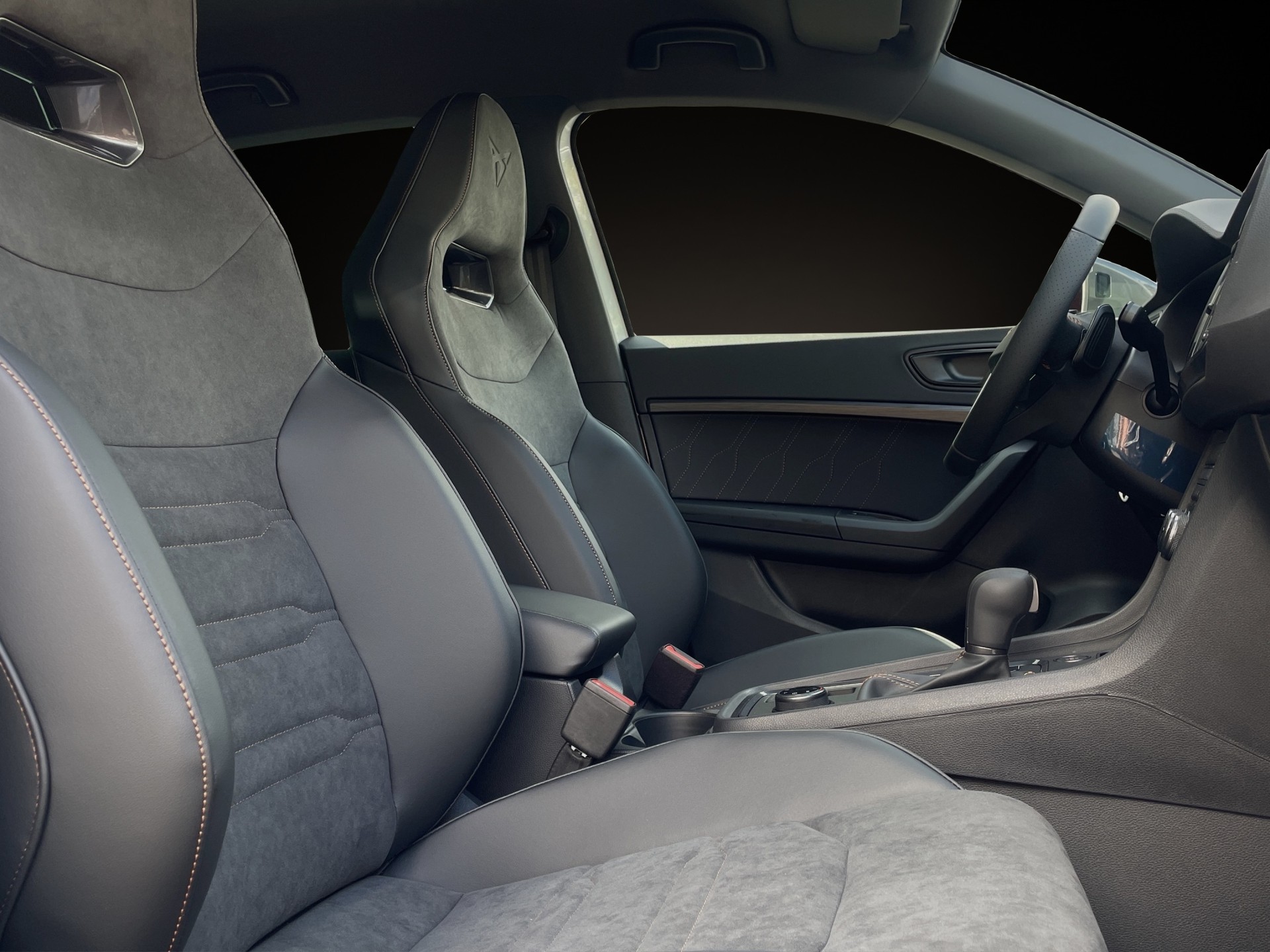 CUPRA Ateca 2.0TSI Inicio 4Drive DSG-image-16